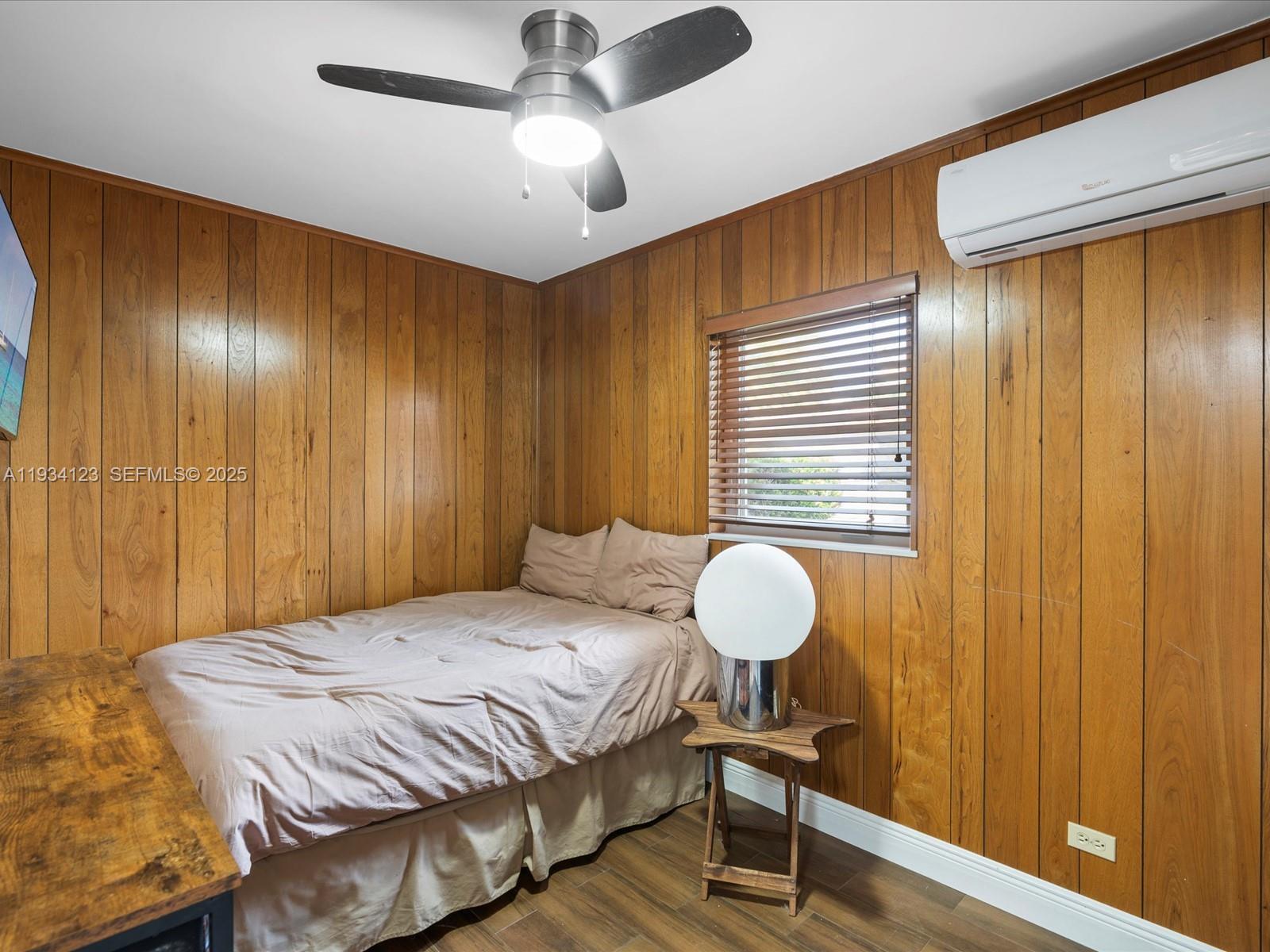 GOLDEN ISLES SEC A REV PL - Residential