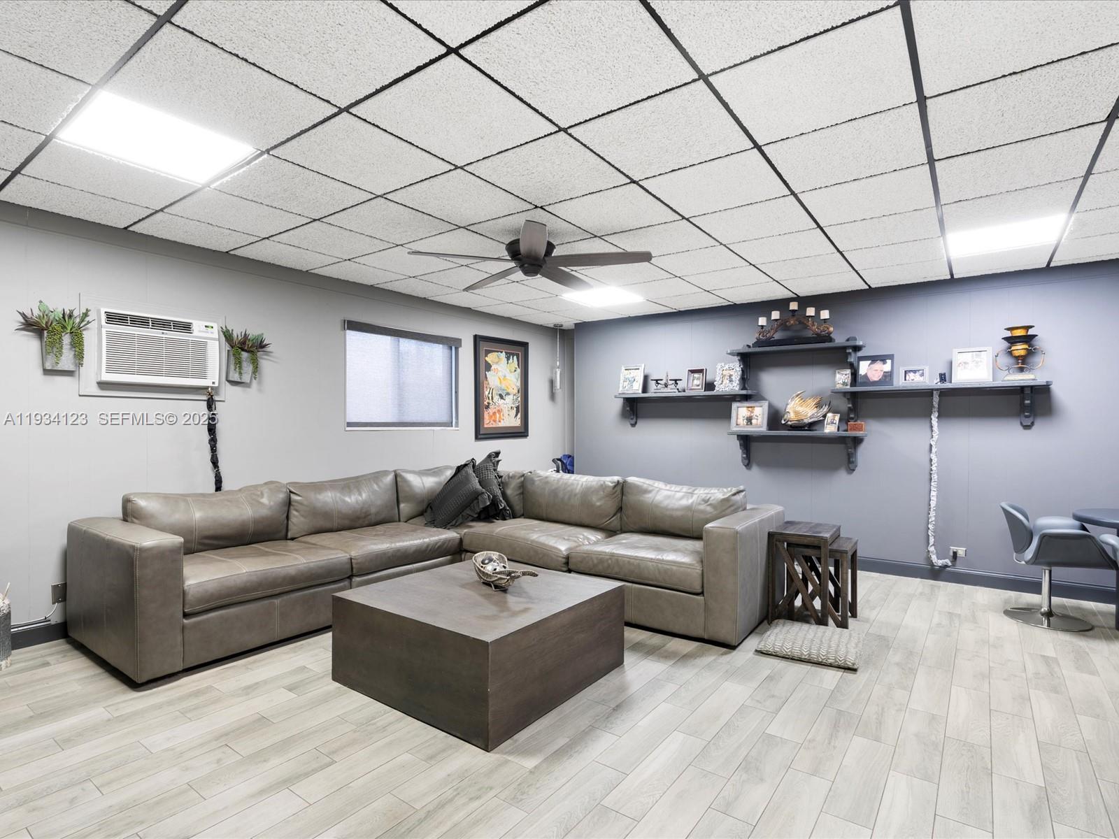 GOLDEN ISLES SEC A REV PL - Residential