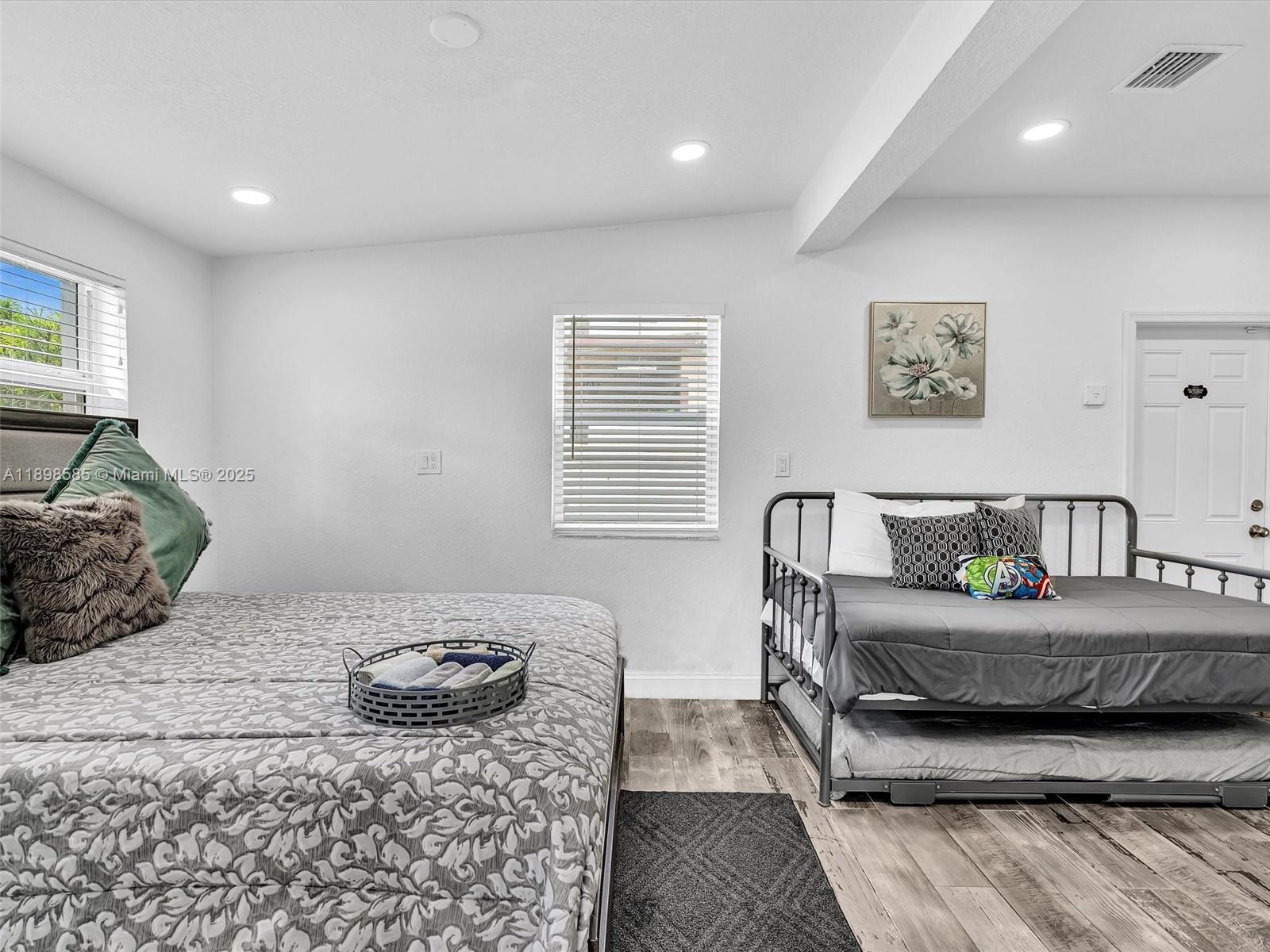 BINSTOCK SUB NO 2 - Residential