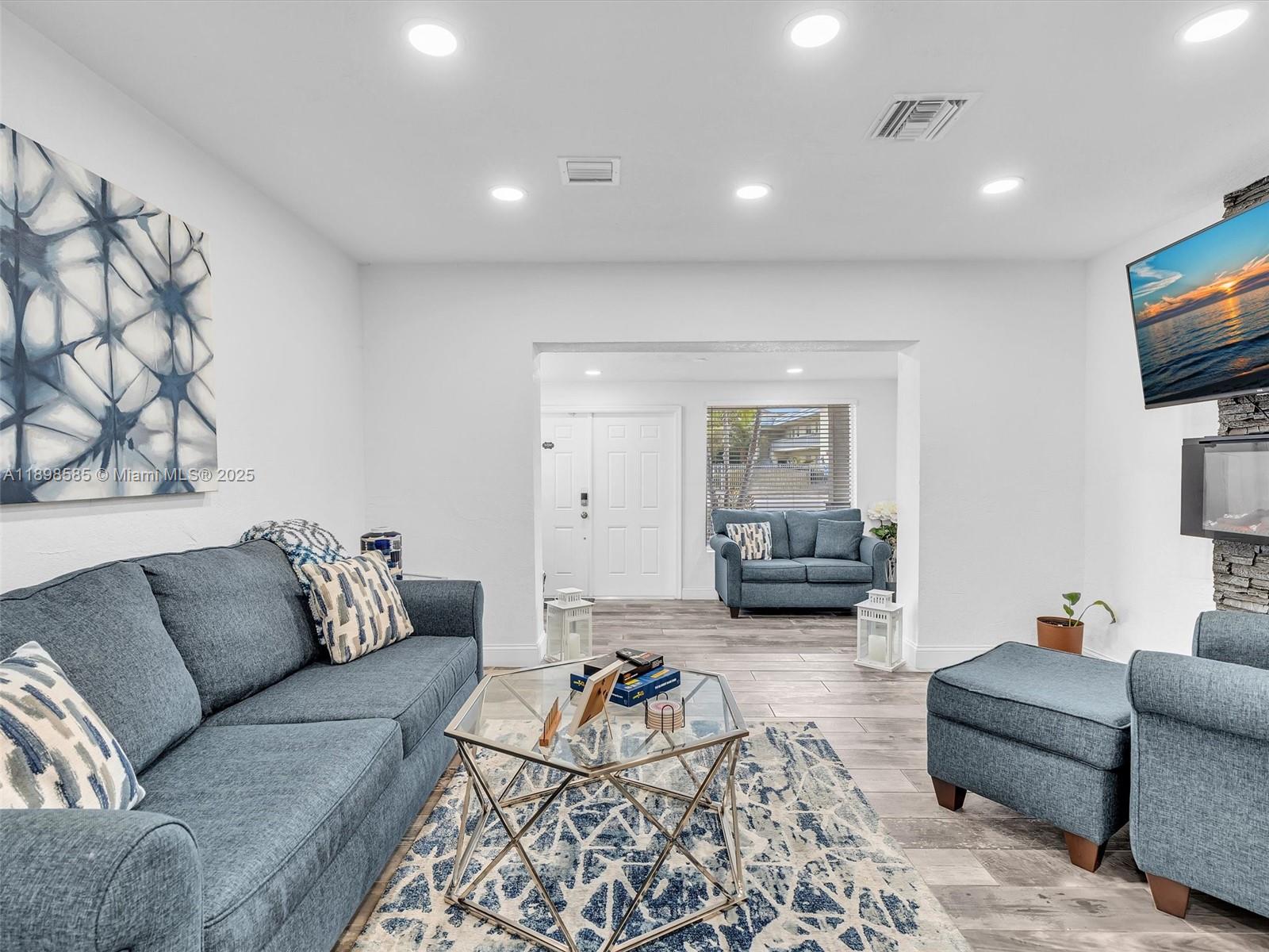 BINSTOCK SUB NO 2 - Residential