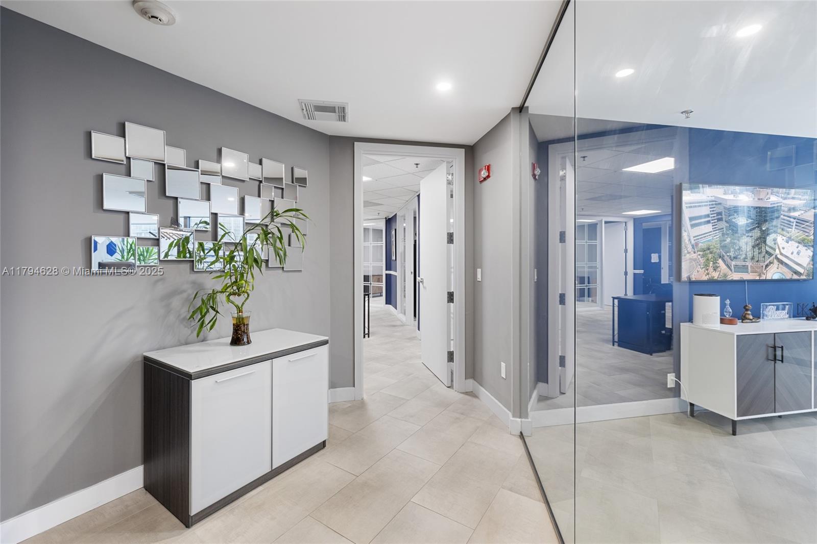 200 S Andrews Ave 503