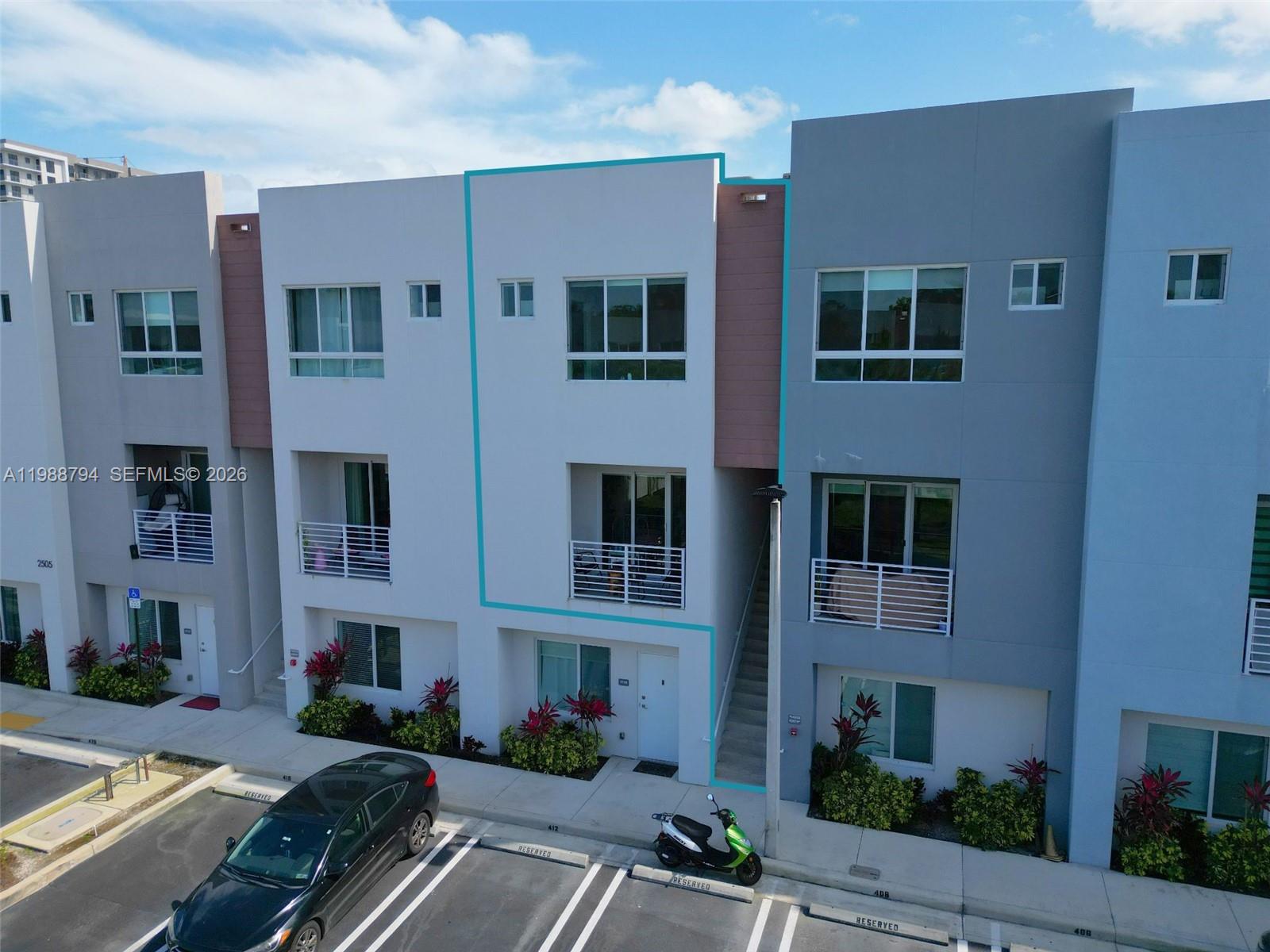 2505 NE 193rd St 4208