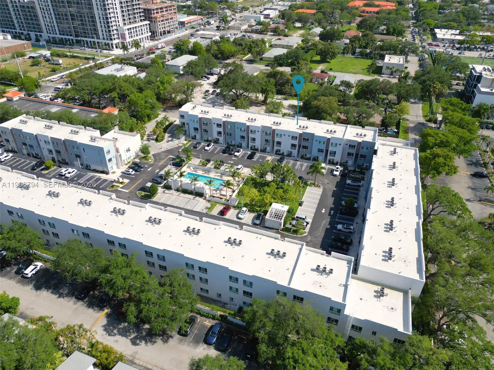 2505 NE 193rd St 4208