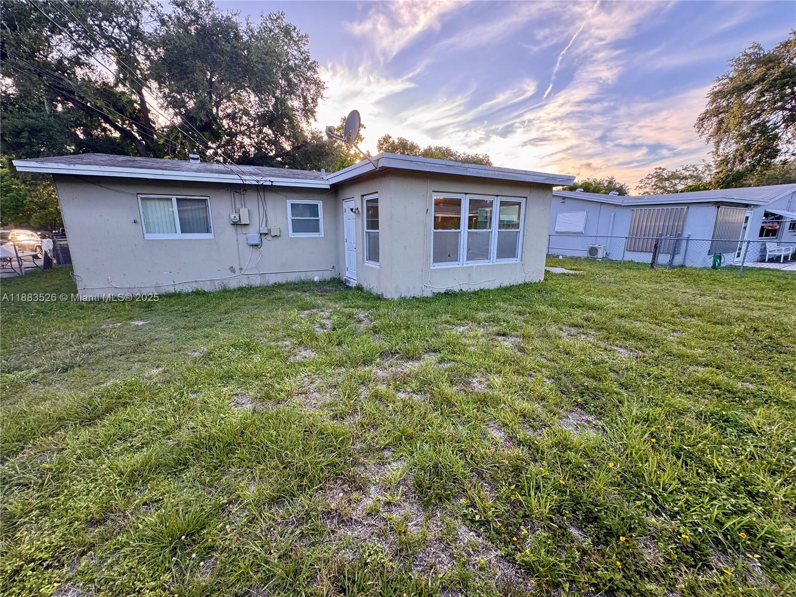 SEABOARD PARK - Residential Lease