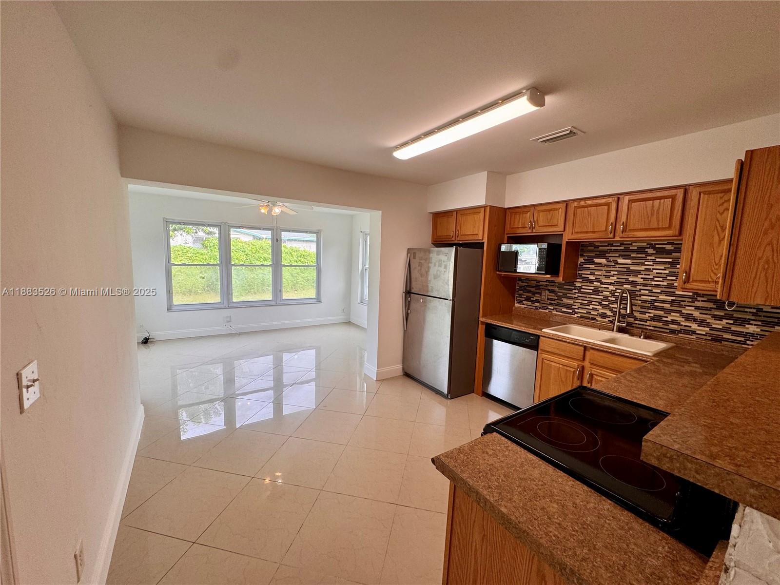 SEABOARD PARK - Residential Lease