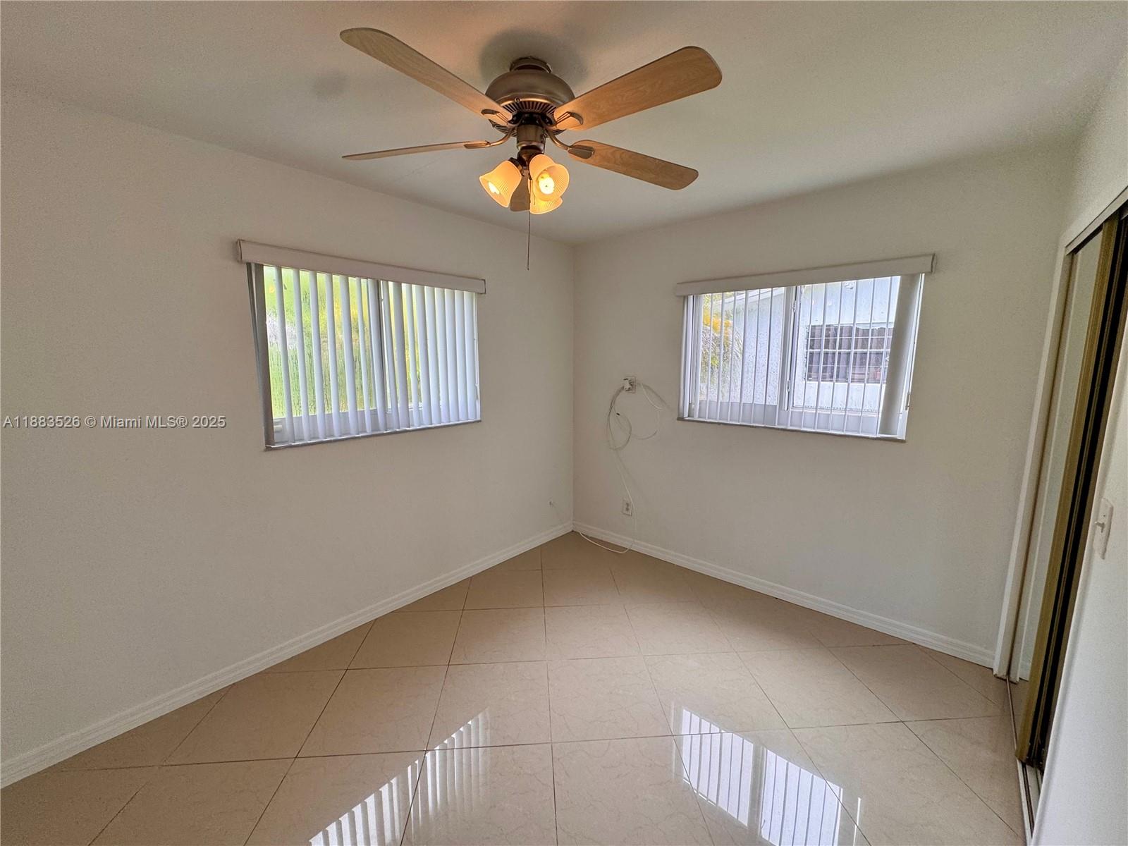 SEABOARD PARK - Residential Lease