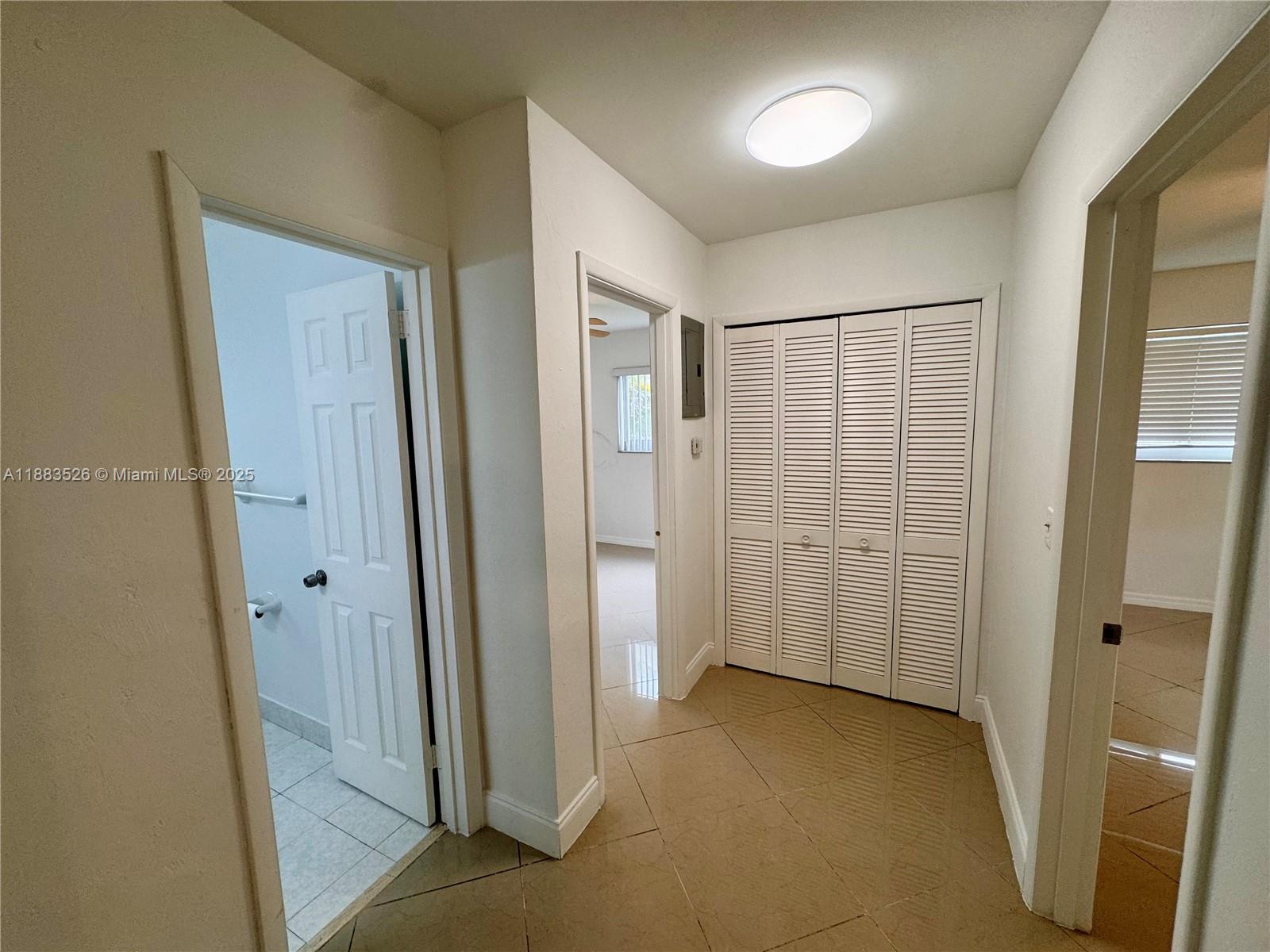 SEABOARD PARK - Residential Lease