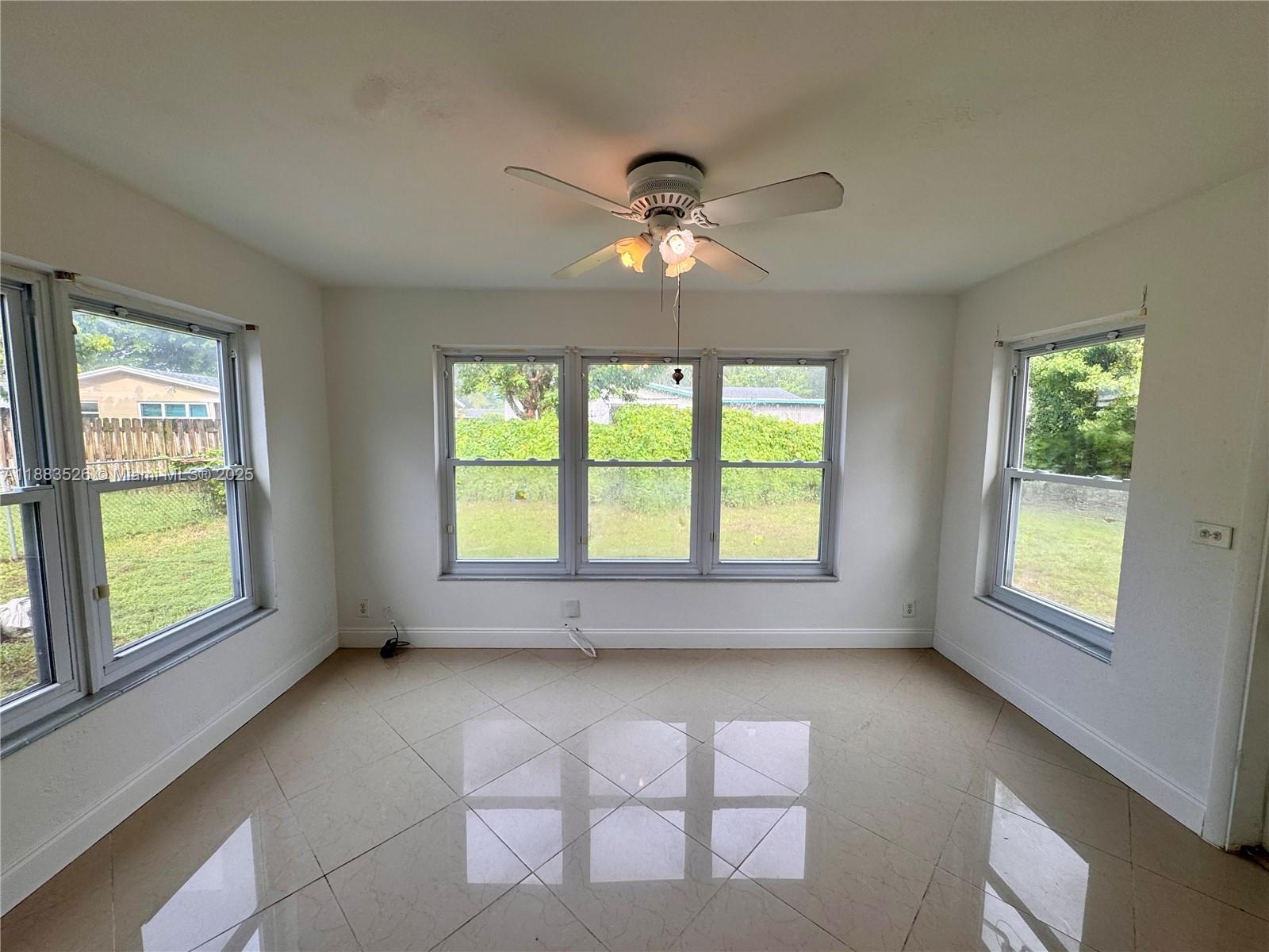 SEABOARD PARK - Residential Lease