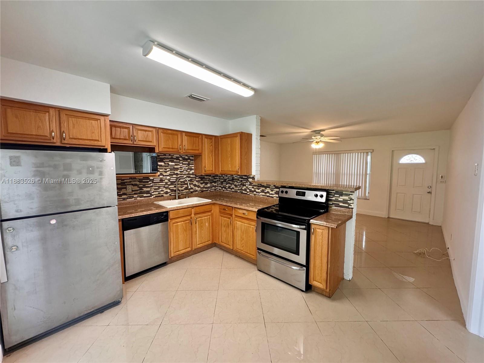 SEABOARD PARK - Residential Lease
