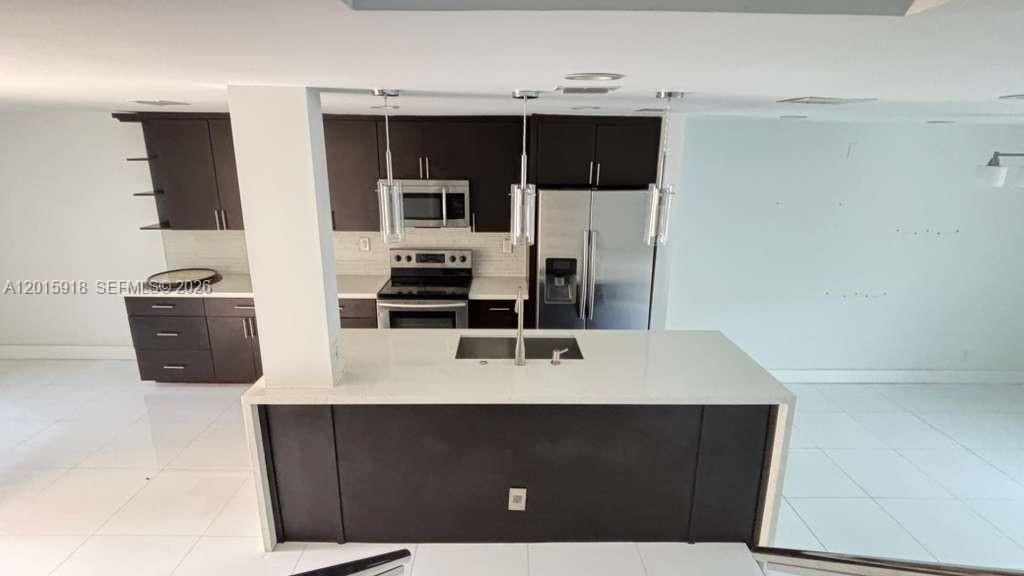 Photo of 8195 NW 8th MANOR #3, Plantation, FL 33324 (MLS # A12015918)