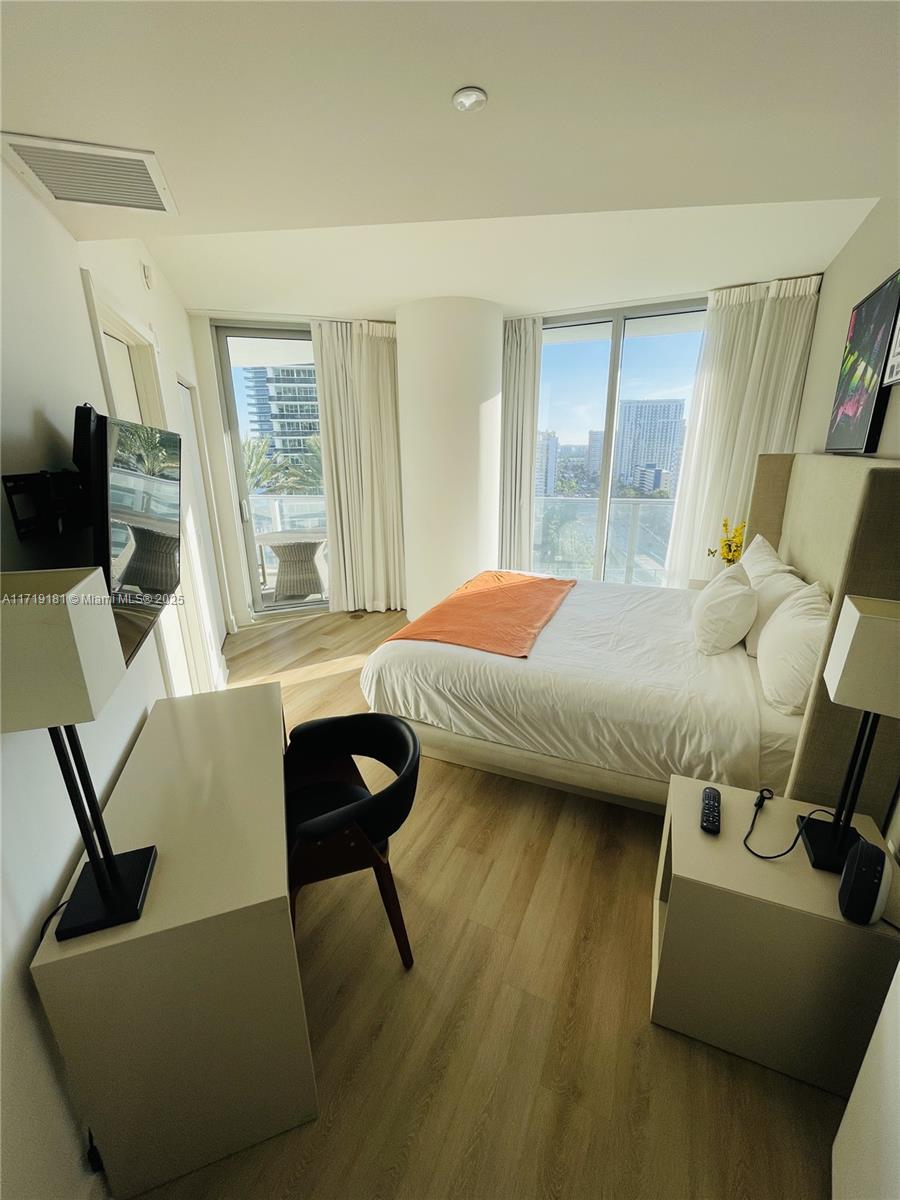 4111 SOUTH OCEAN DRIVE CO - Residential