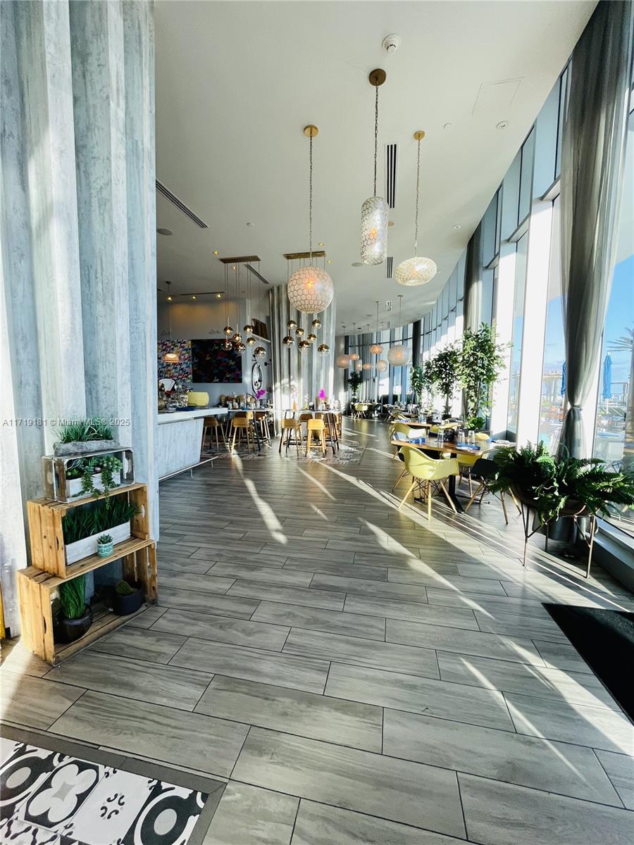 4111 SOUTH OCEAN DRIVE CO - Residential