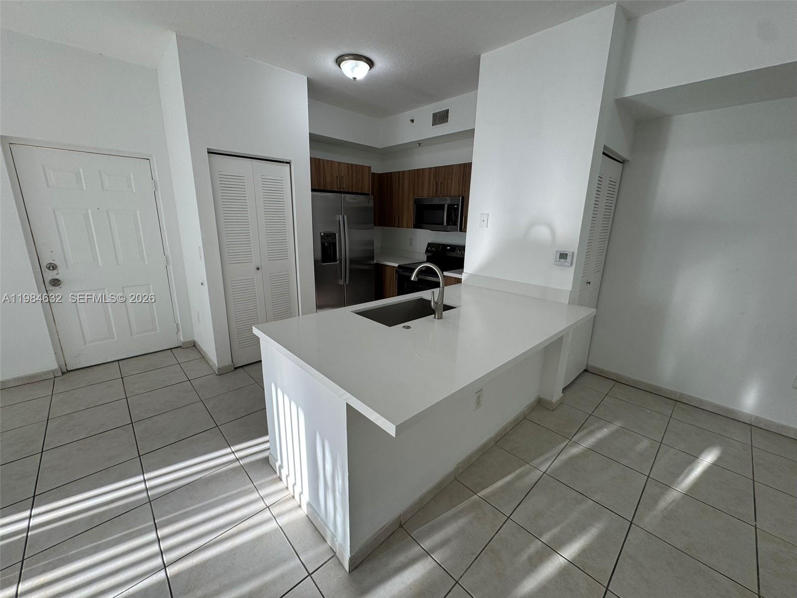 PALM GARDENS AT DORAL CON - Residential Lease