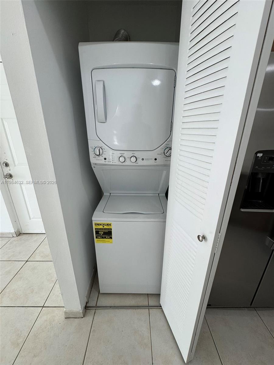 PALM GARDENS AT DORAL CON - Residential Lease