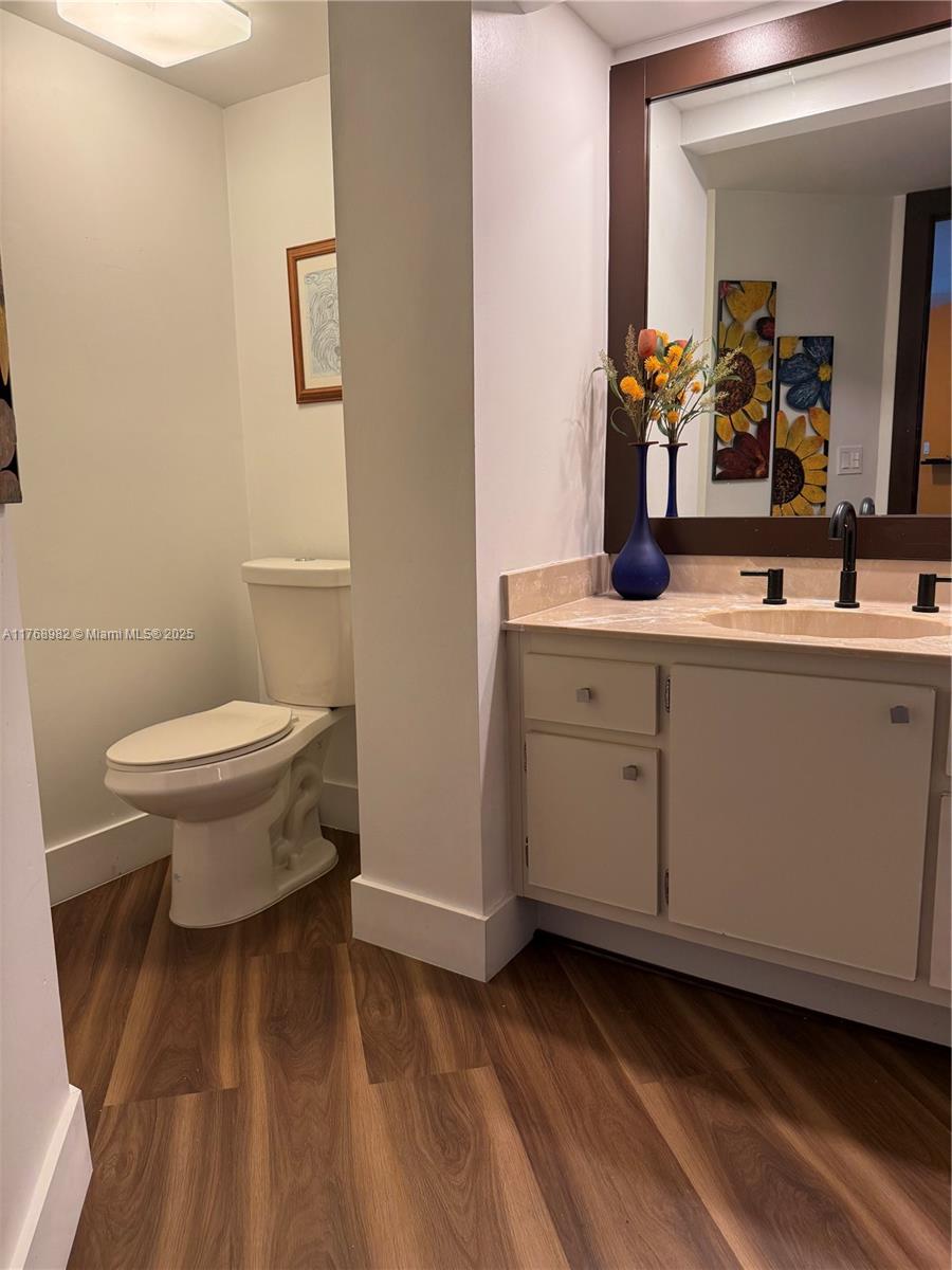 ENVIRON TOWERS II CONDO - Residential