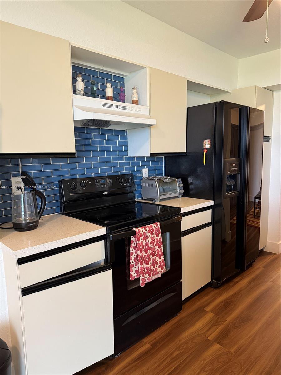 ENVIRON TOWERS II CONDO - Residential