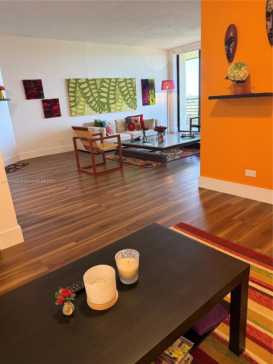 ENVIRON TOWERS II CONDO - Residential