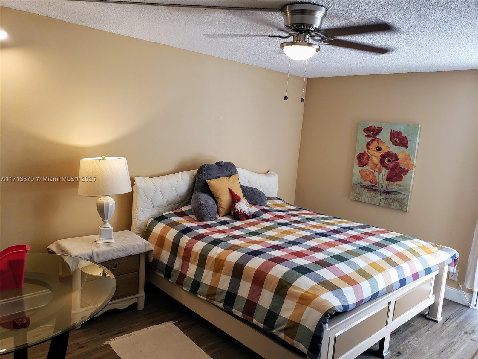 BRAVURA II CONDO - Residential