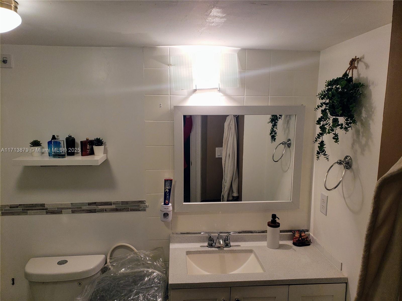 BRAVURA II CONDO - Residential