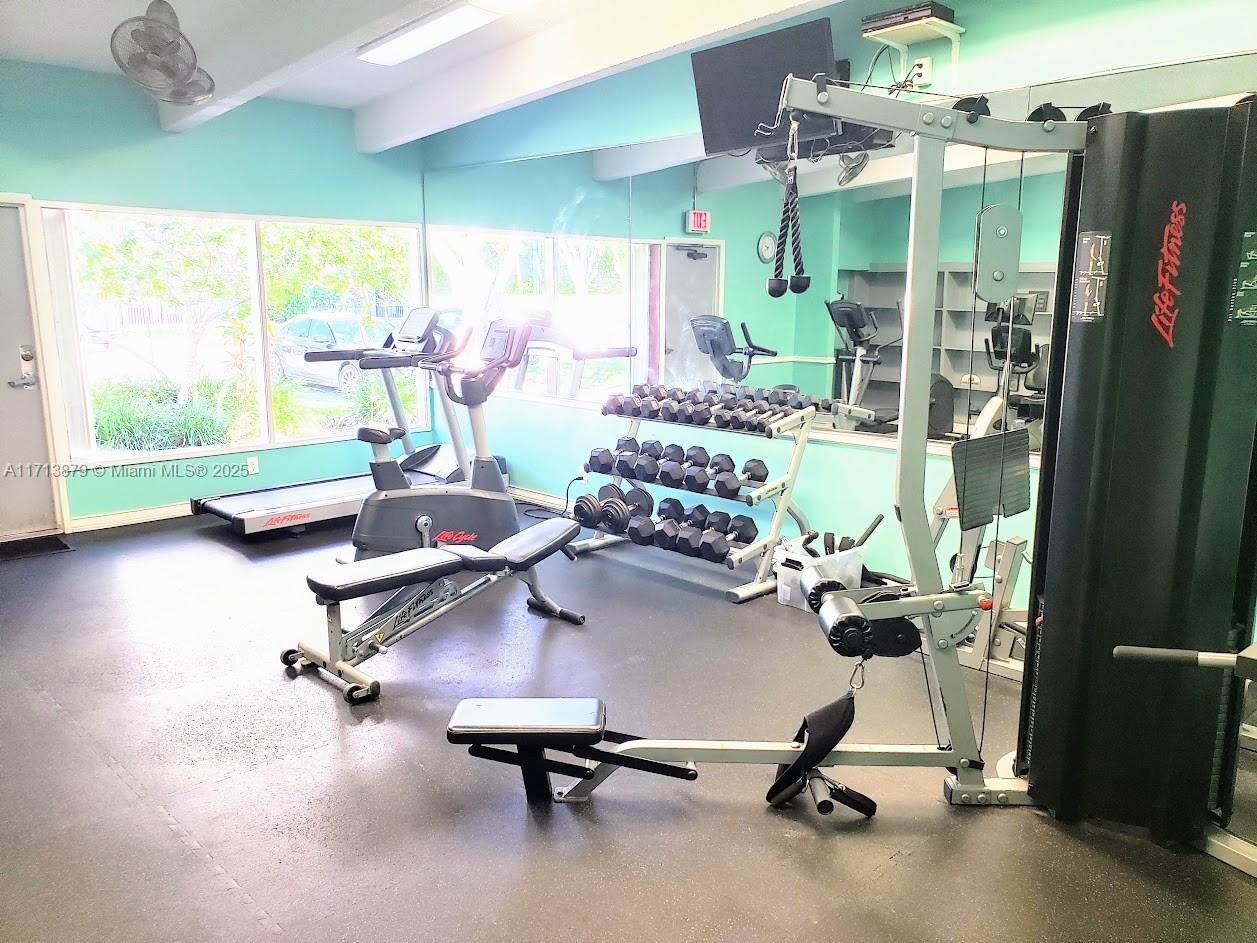 BRAVURA II CONDO - Residential