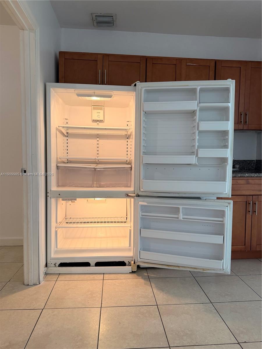 MELROSE HEIGHTS - Residential Lease