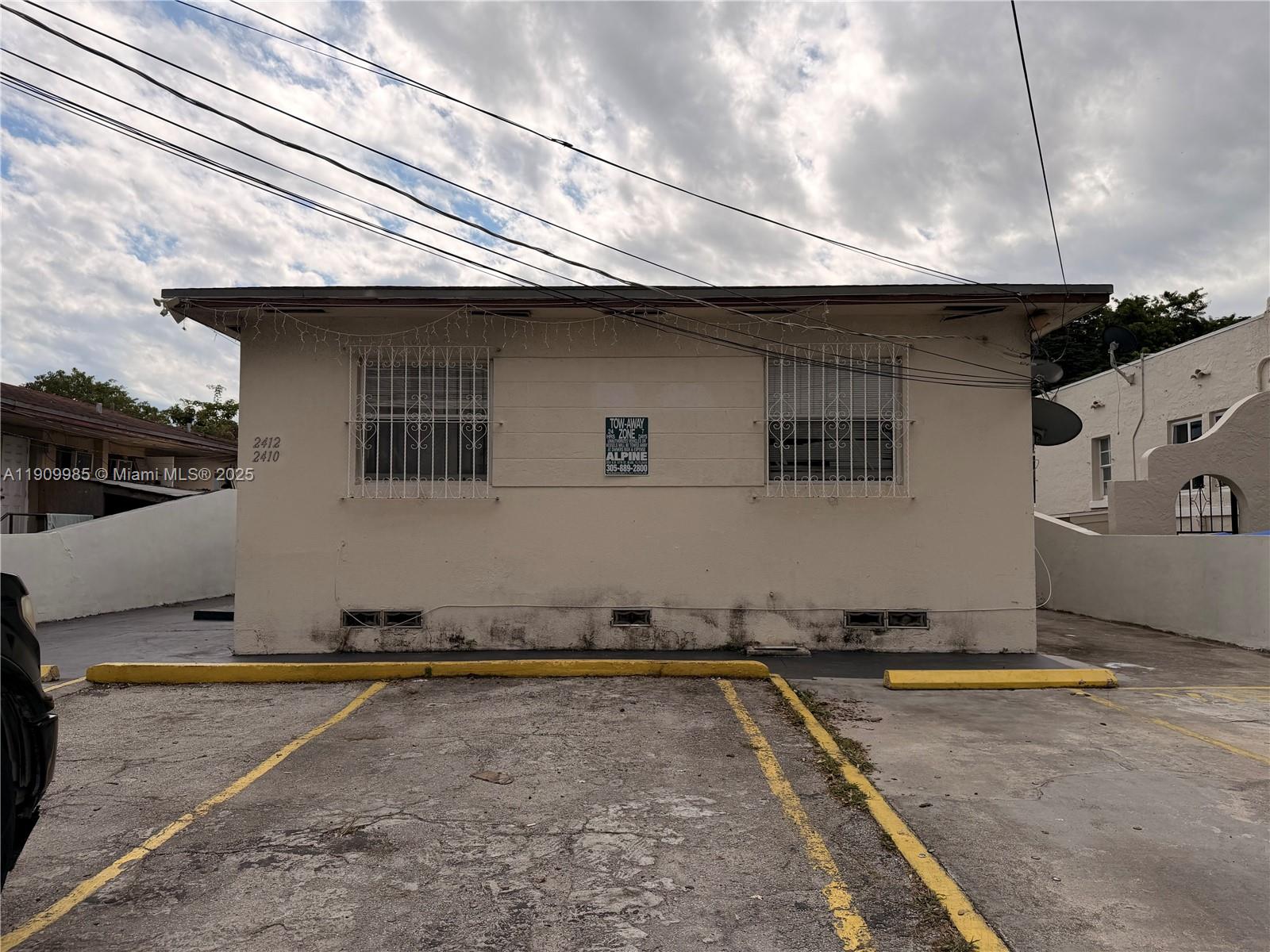 MELROSE HEIGHTS - Residential Lease