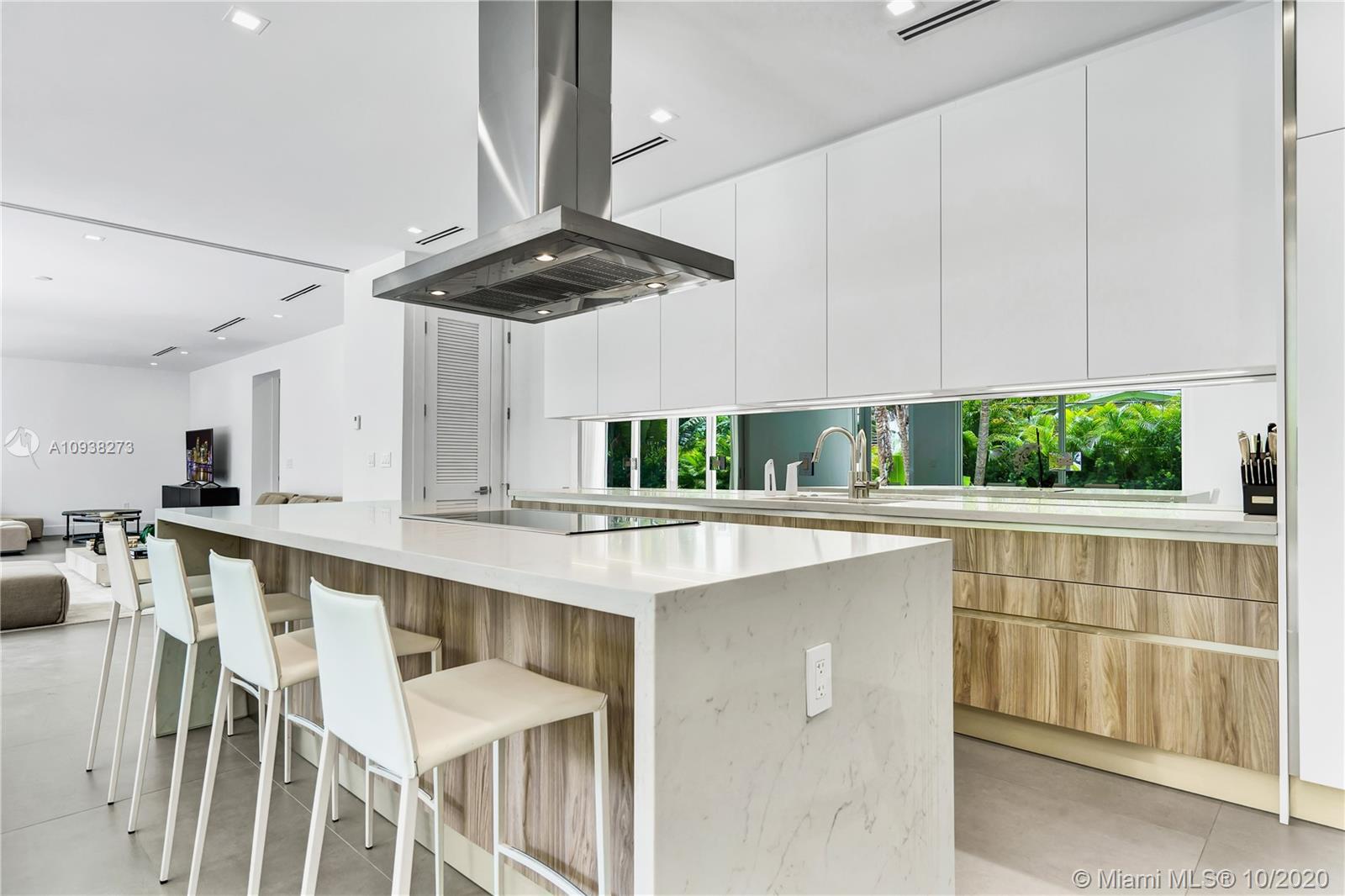 TROPICAL ISLE HOMES SUB 3 - Residential