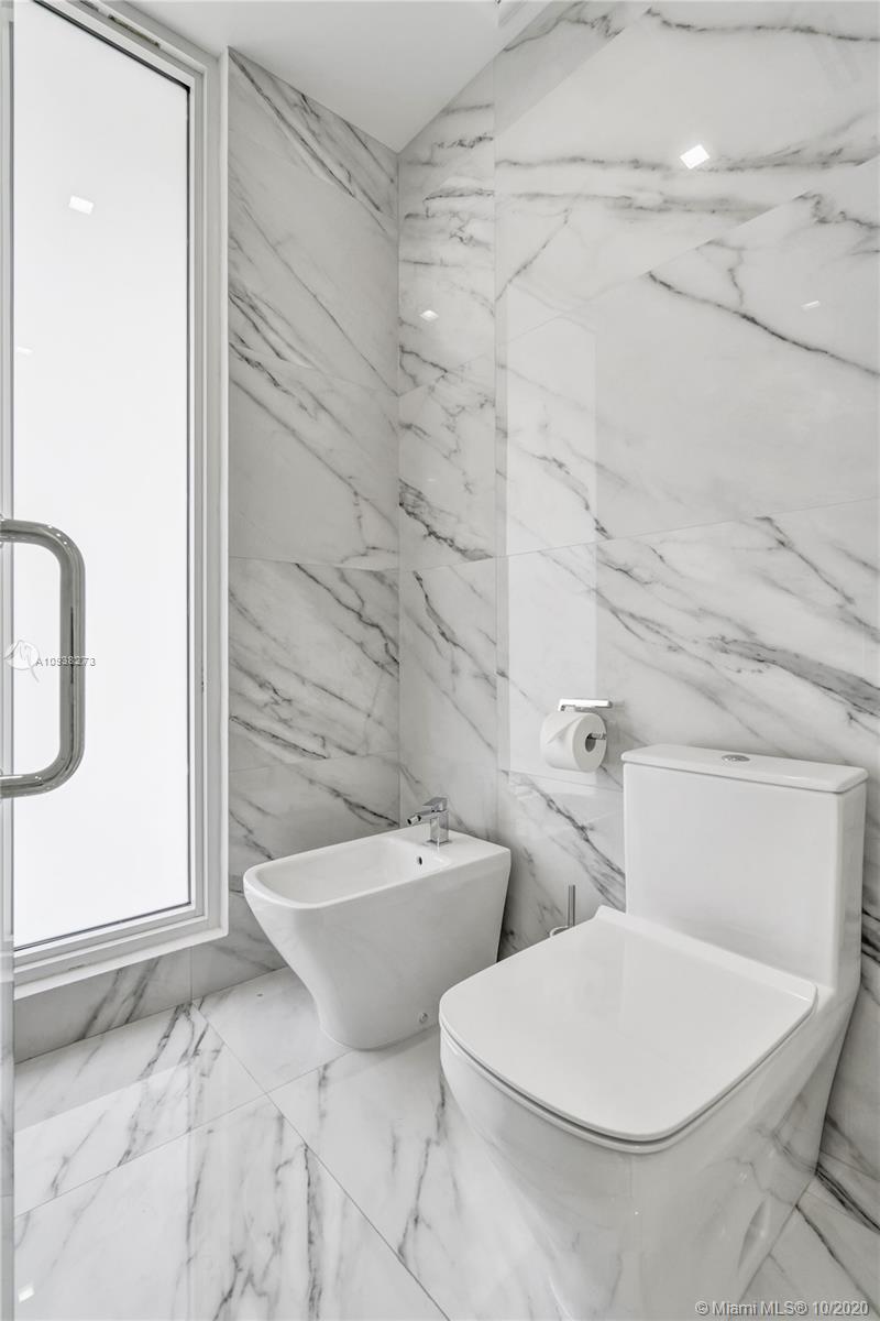 TROPICAL ISLE HOMES SUB 3 - Residential