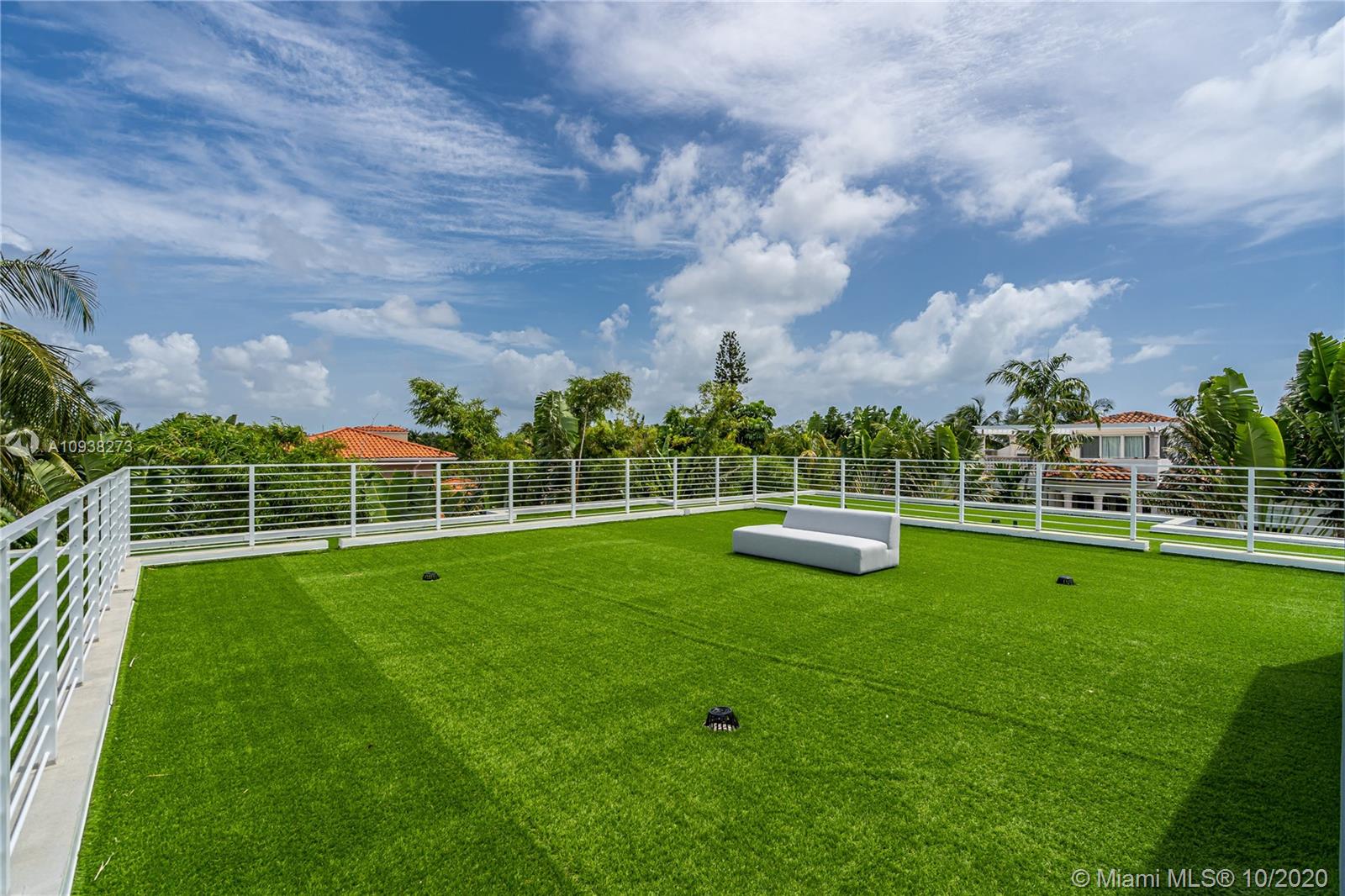 TROPICAL ISLE HOMES SUB 3 - Residential