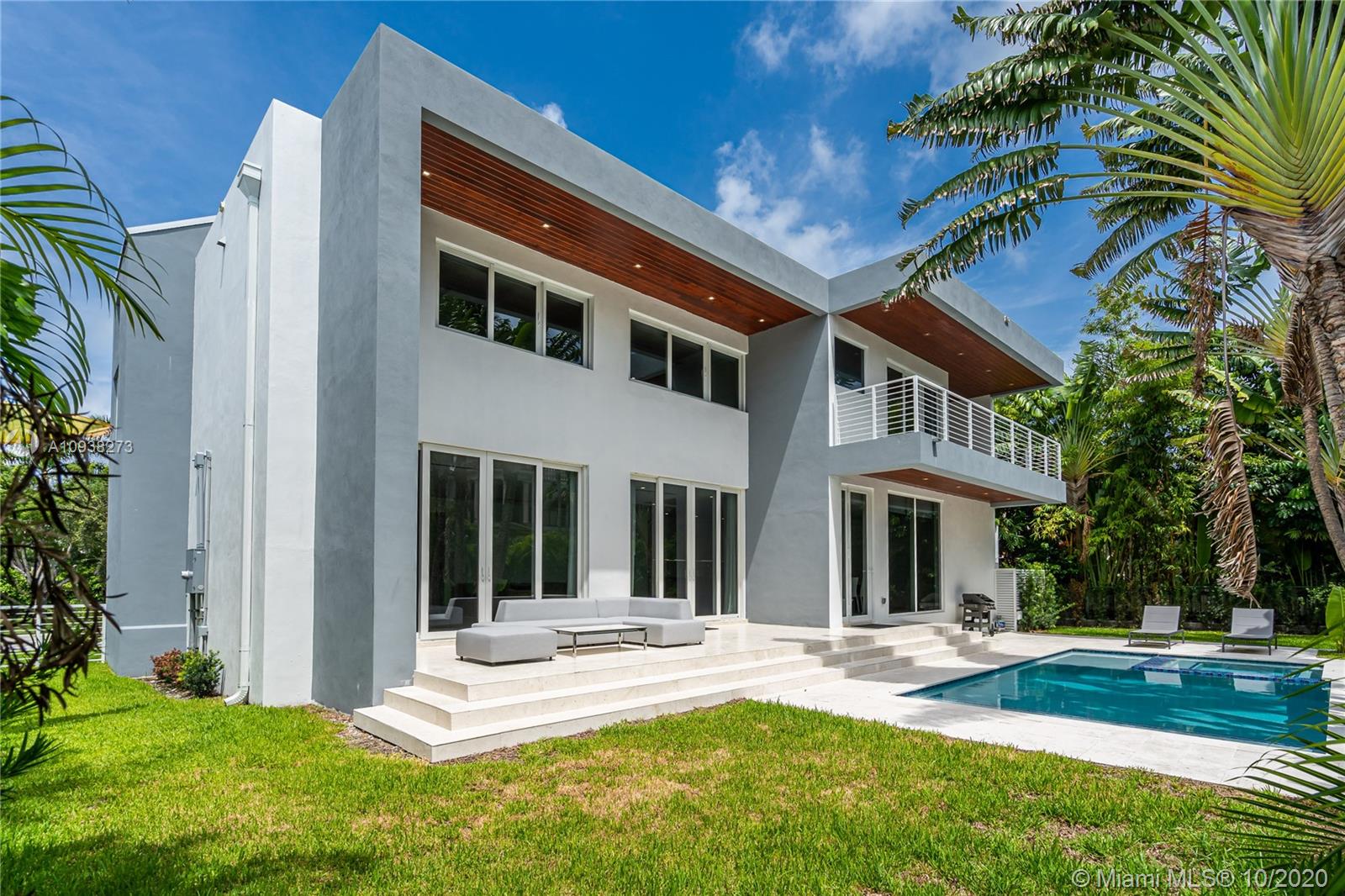 TROPICAL ISLE HOMES SUB 3 - Residential