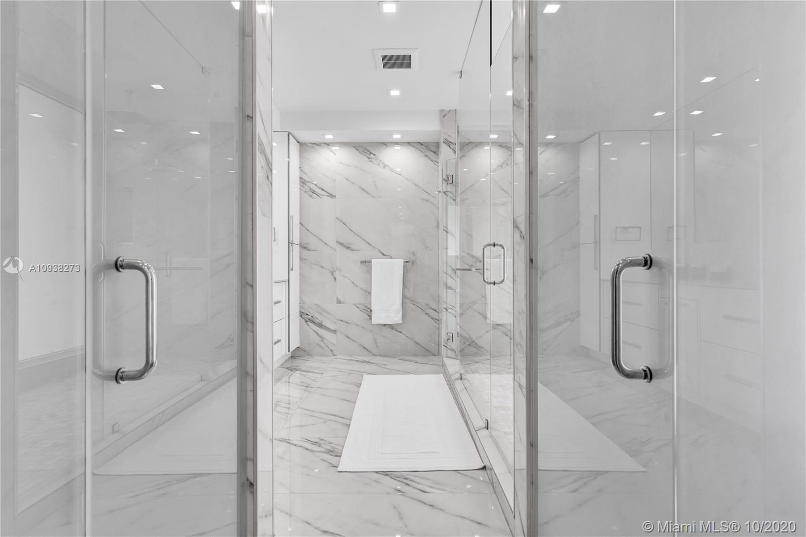 TROPICAL ISLE HOMES SUB 3 - Residential