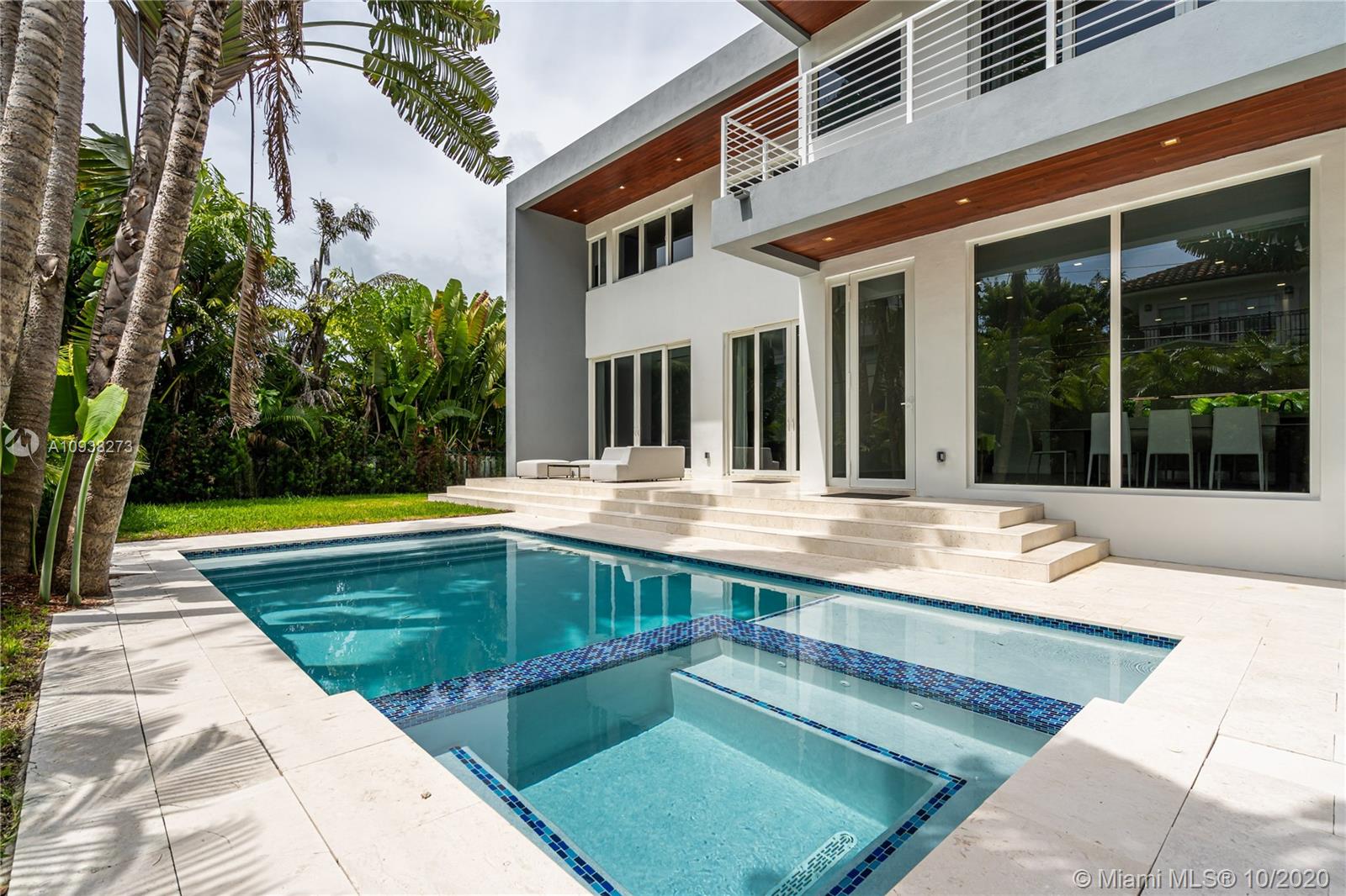 TROPICAL ISLE HOMES SUB 3 - Residential