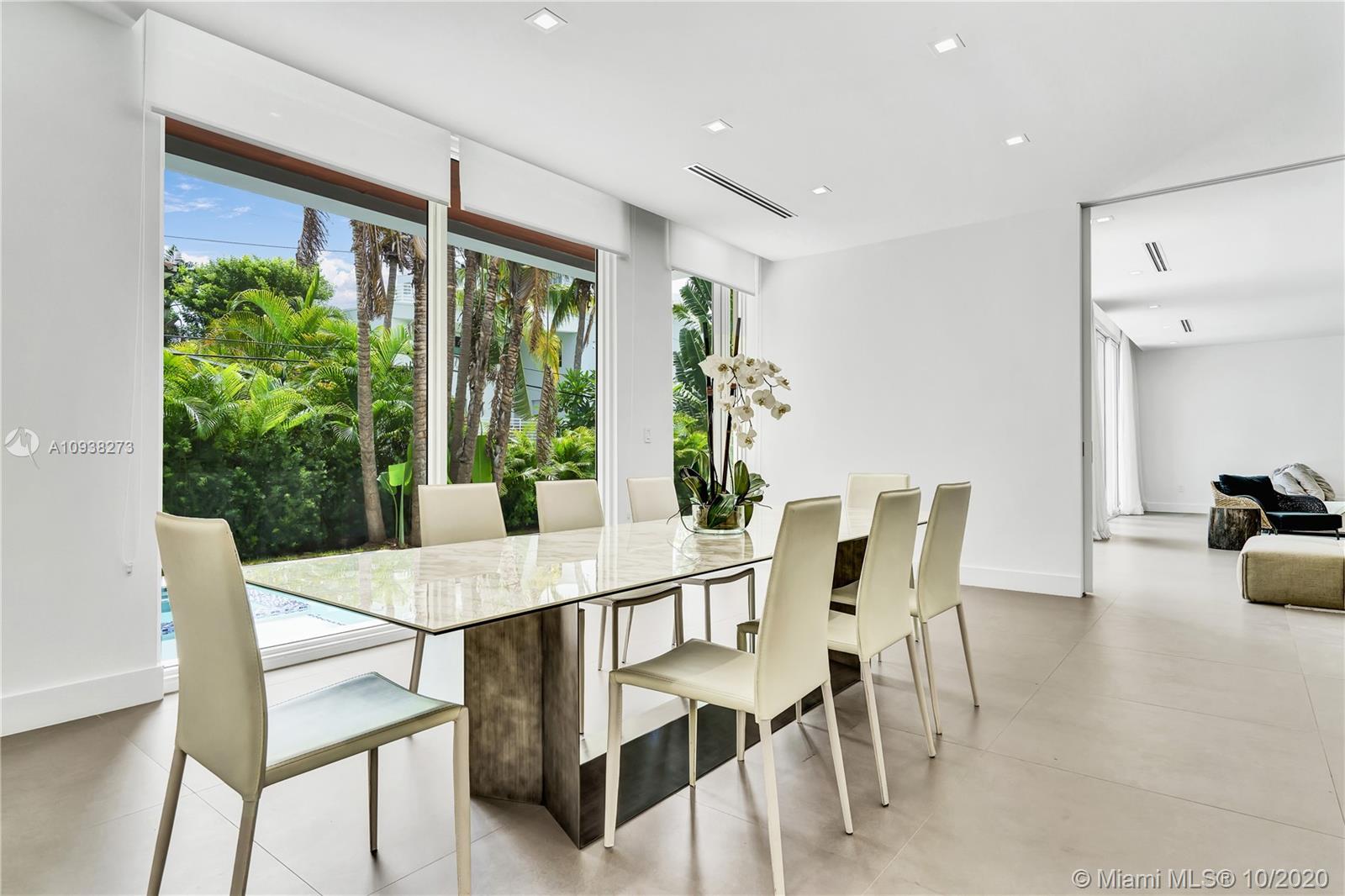 TROPICAL ISLE HOMES SUB 3 - Residential