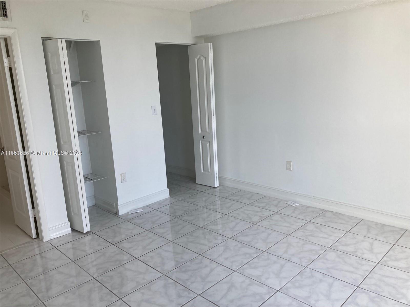 CORAL TOWERS CONDO - Residential Lease