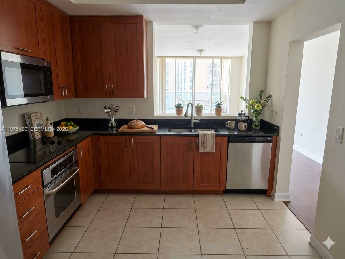 3340 NE 190th St 1105