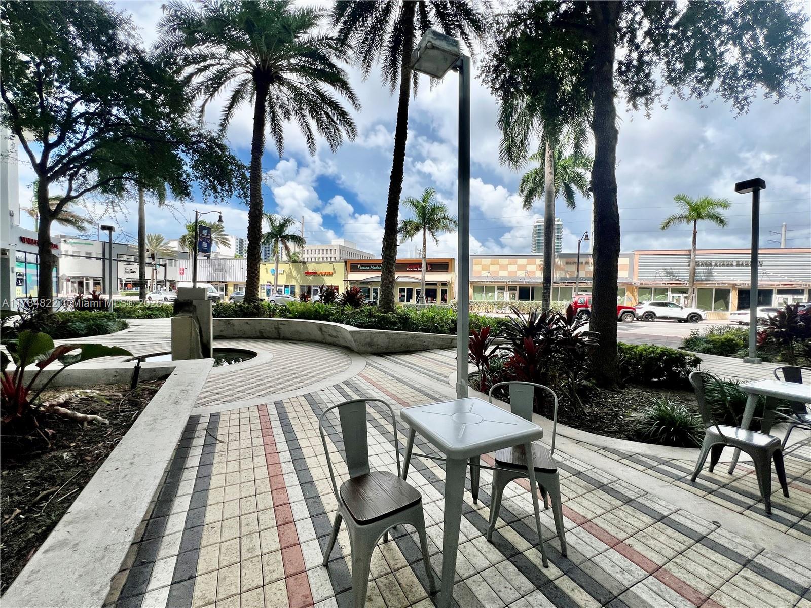 BURLEIGH HOUSE CONDO - Residential