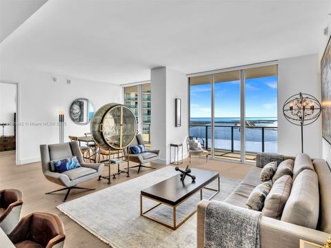 1300 Brickell Bay Dr 4202 Miami FL 33131