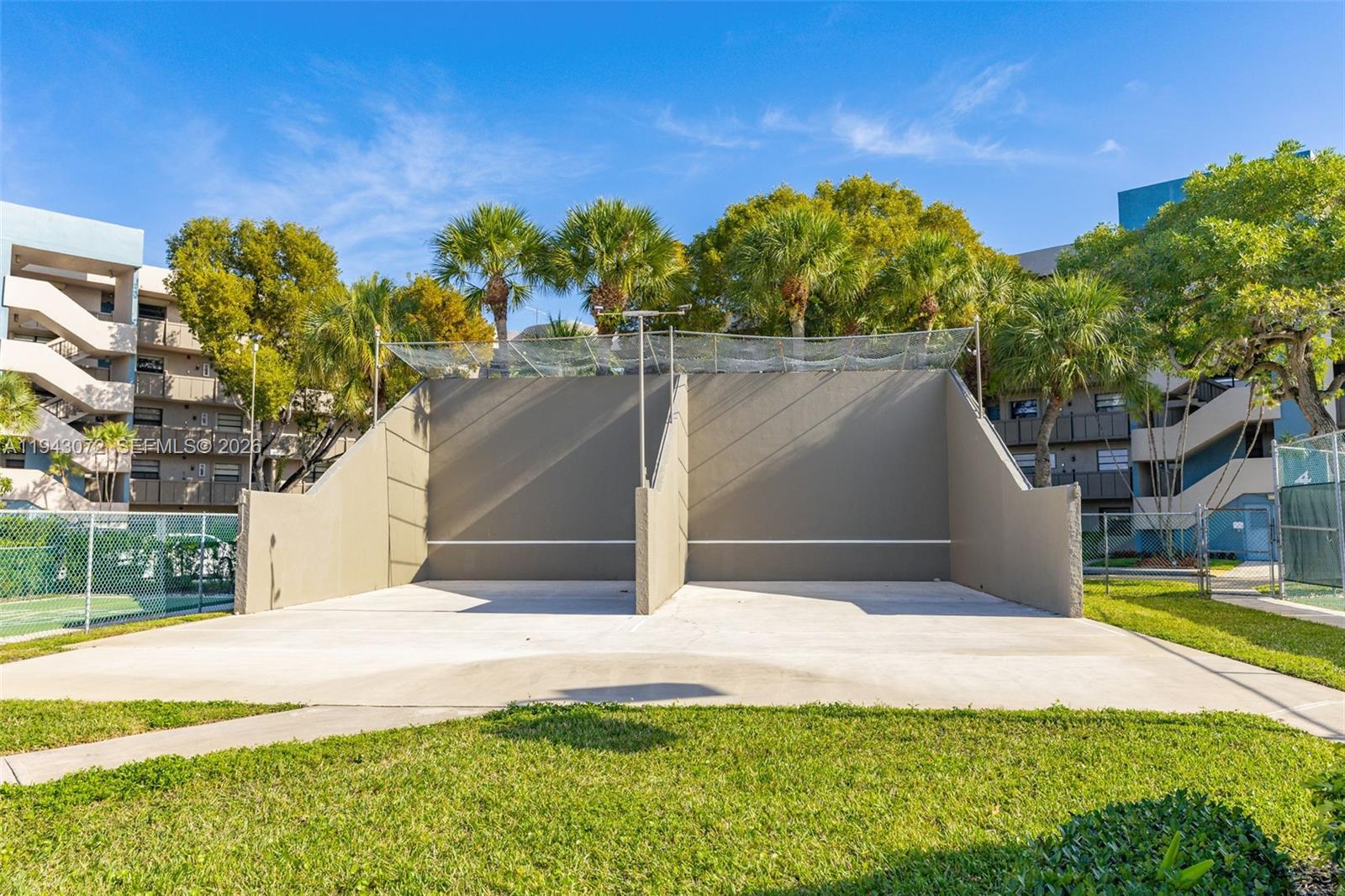 COLONY POINT 2 CONDO - Residential