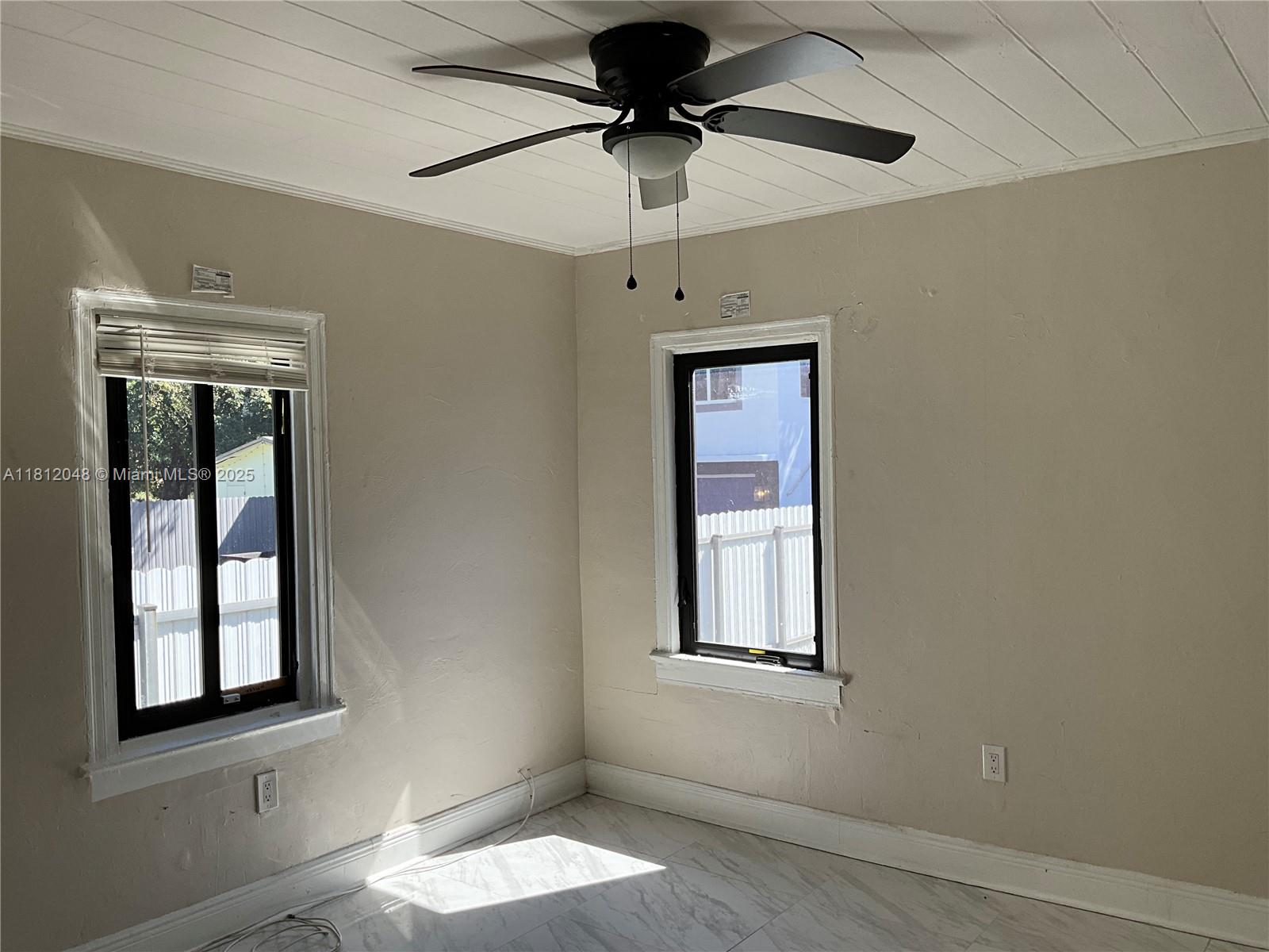 BUENA VISTA HEIGHTS EXTEN - Residential Lease