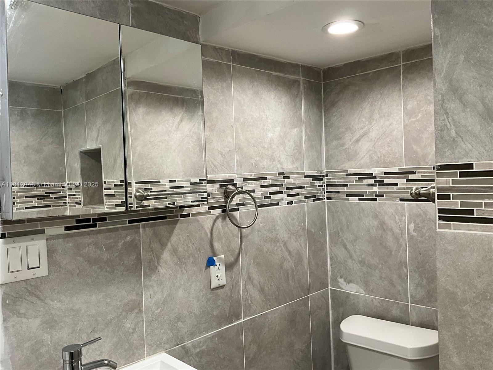 BUENA VISTA HEIGHTS EXTEN - Residential Lease