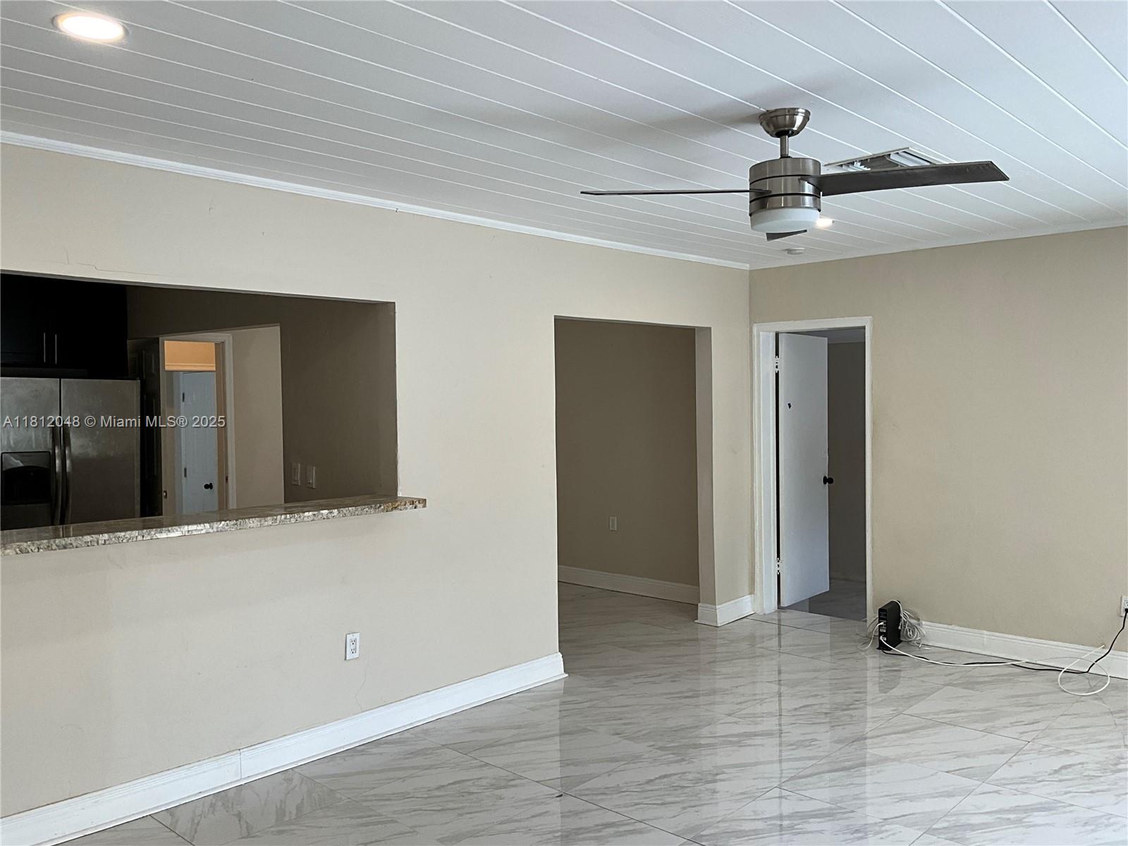 BUENA VISTA HEIGHTS EXTEN - Residential Lease