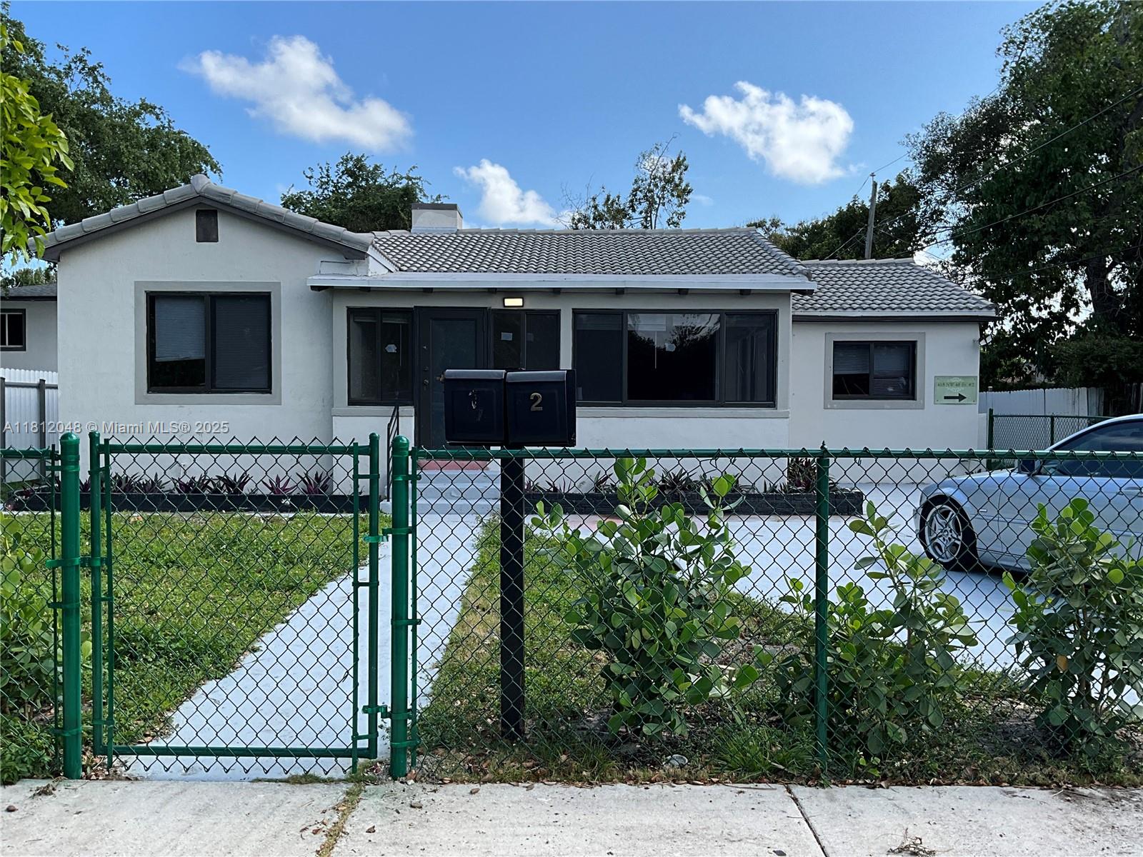 418 NW 48th St 1