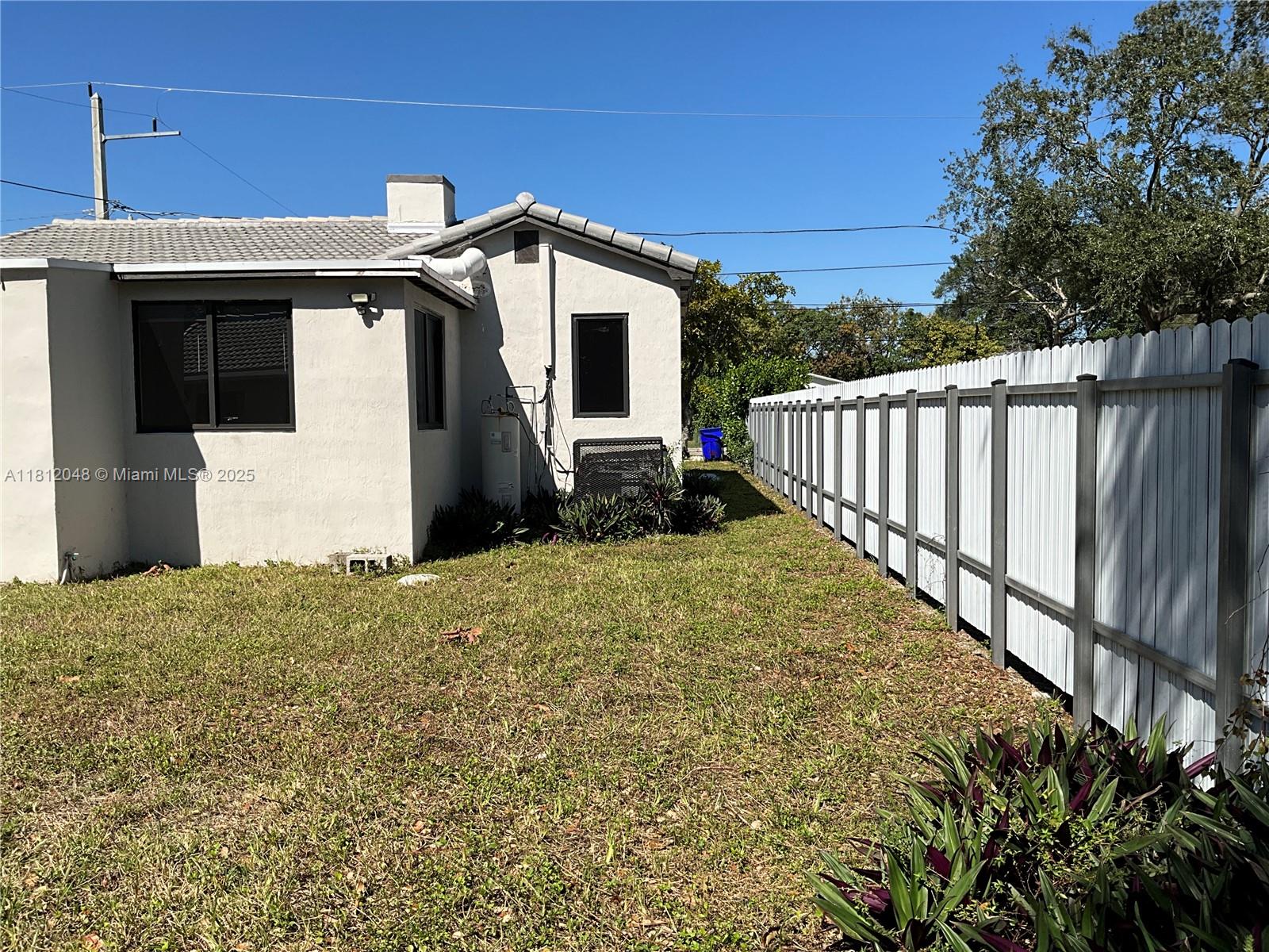 BUENA VISTA HEIGHTS EXTEN - Residential Lease