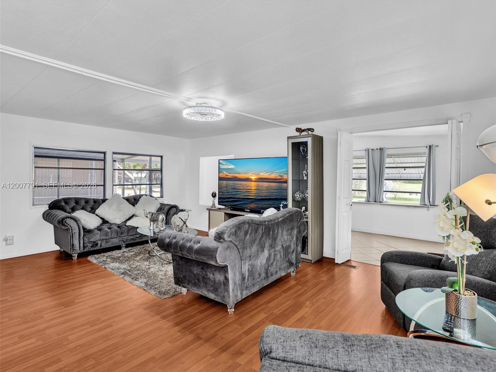 PARK CITY SEC THREE - Residential