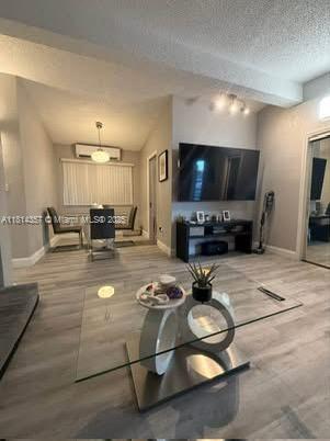 WESTWOOD LAKE 2ND ADDN - Residential Lease