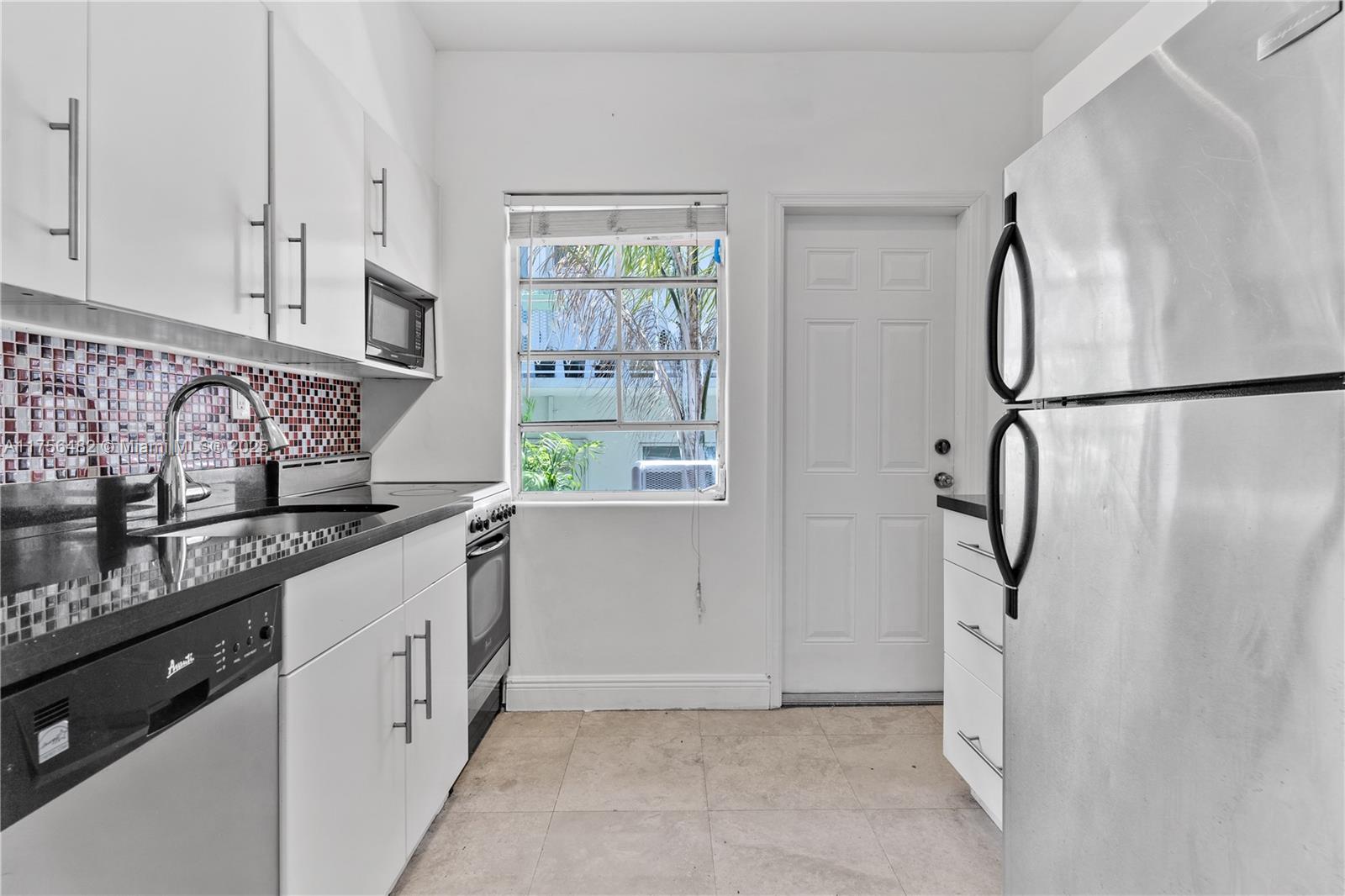 Rental Property at 1229 Euclid Ave 9, Miami Beach, Miami-Dade County, Florida - Bathrooms: 1  - $1,850 MO.