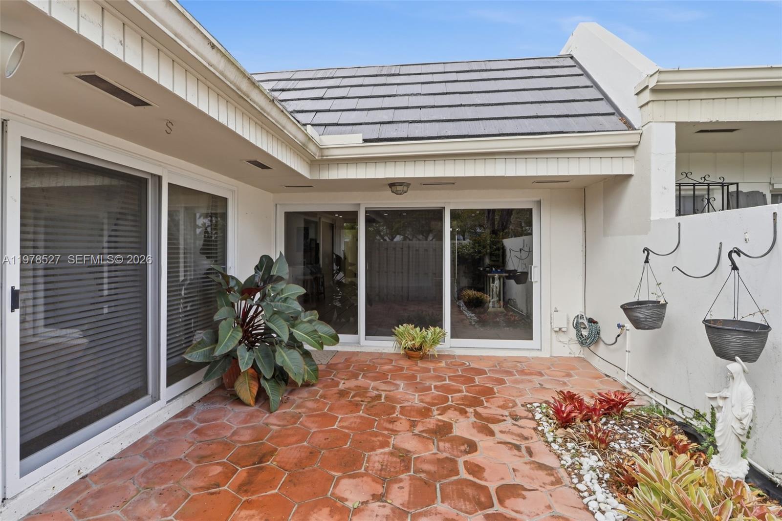 KINGS CREEK - Residential Lease