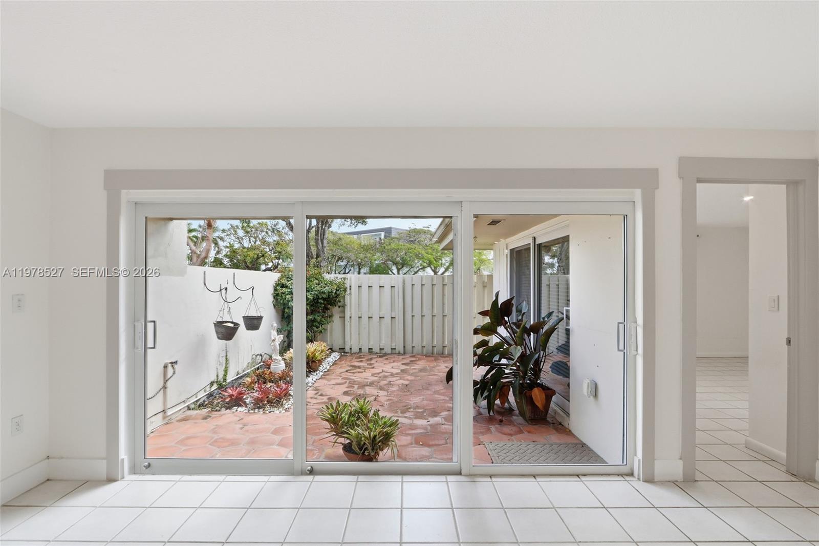 KINGS CREEK - Residential Lease