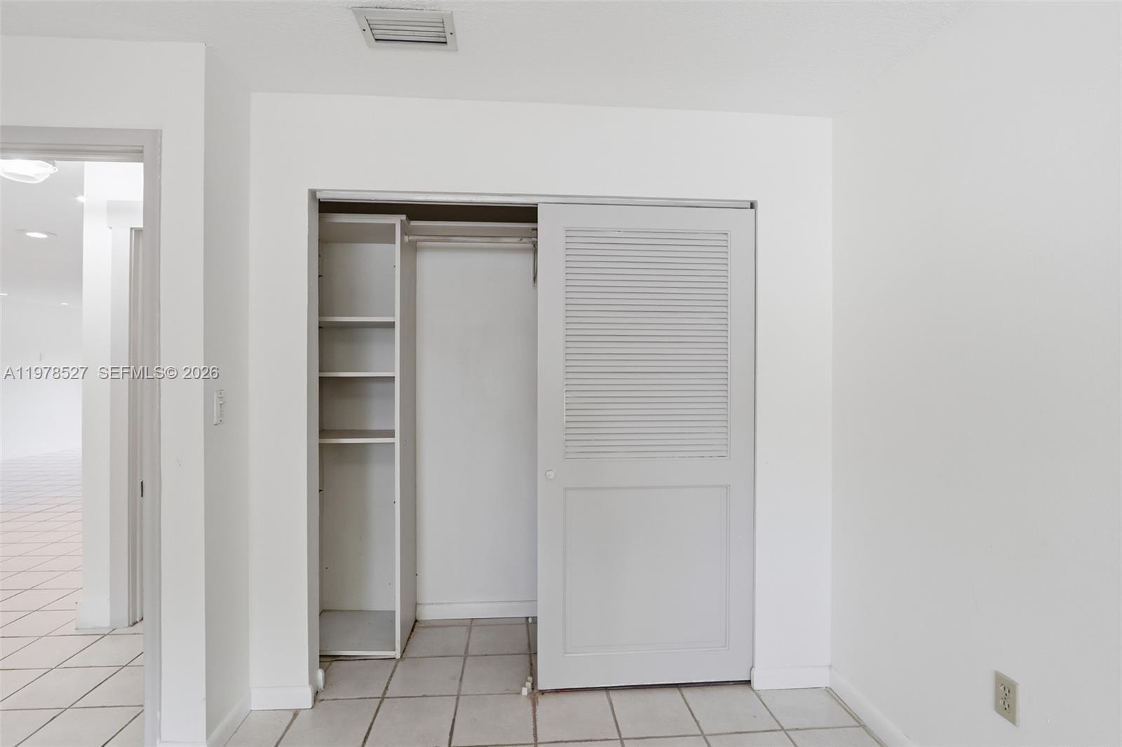 KINGS CREEK - Residential Lease