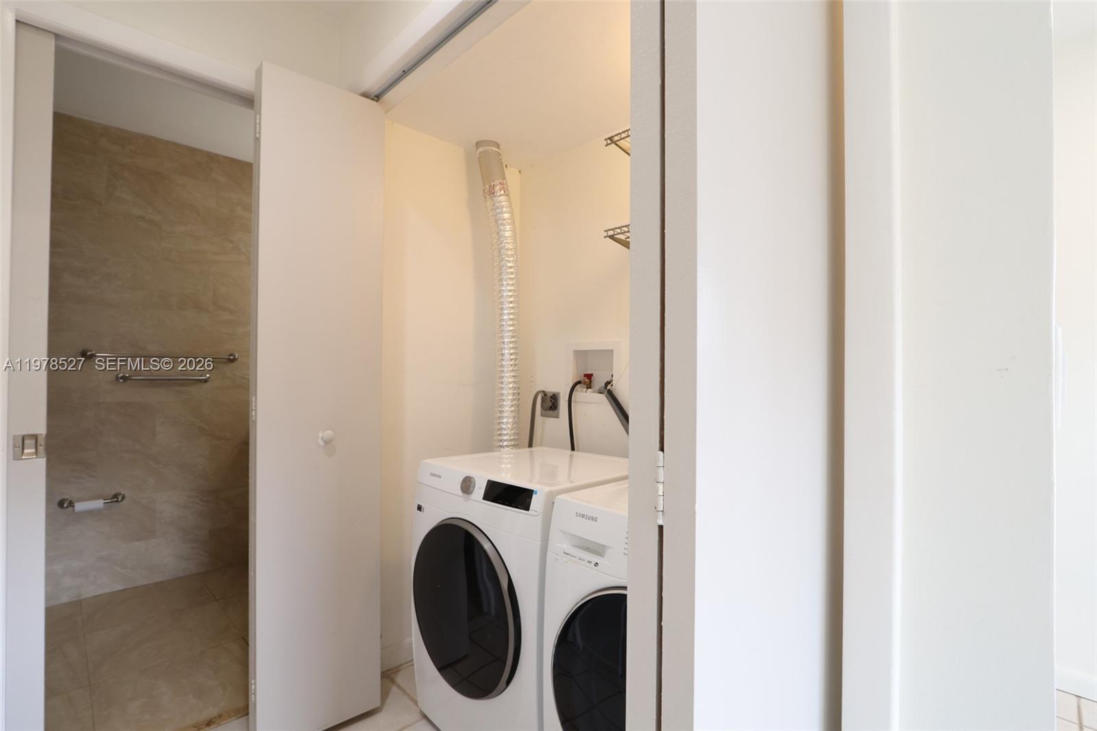 KINGS CREEK - Residential Lease